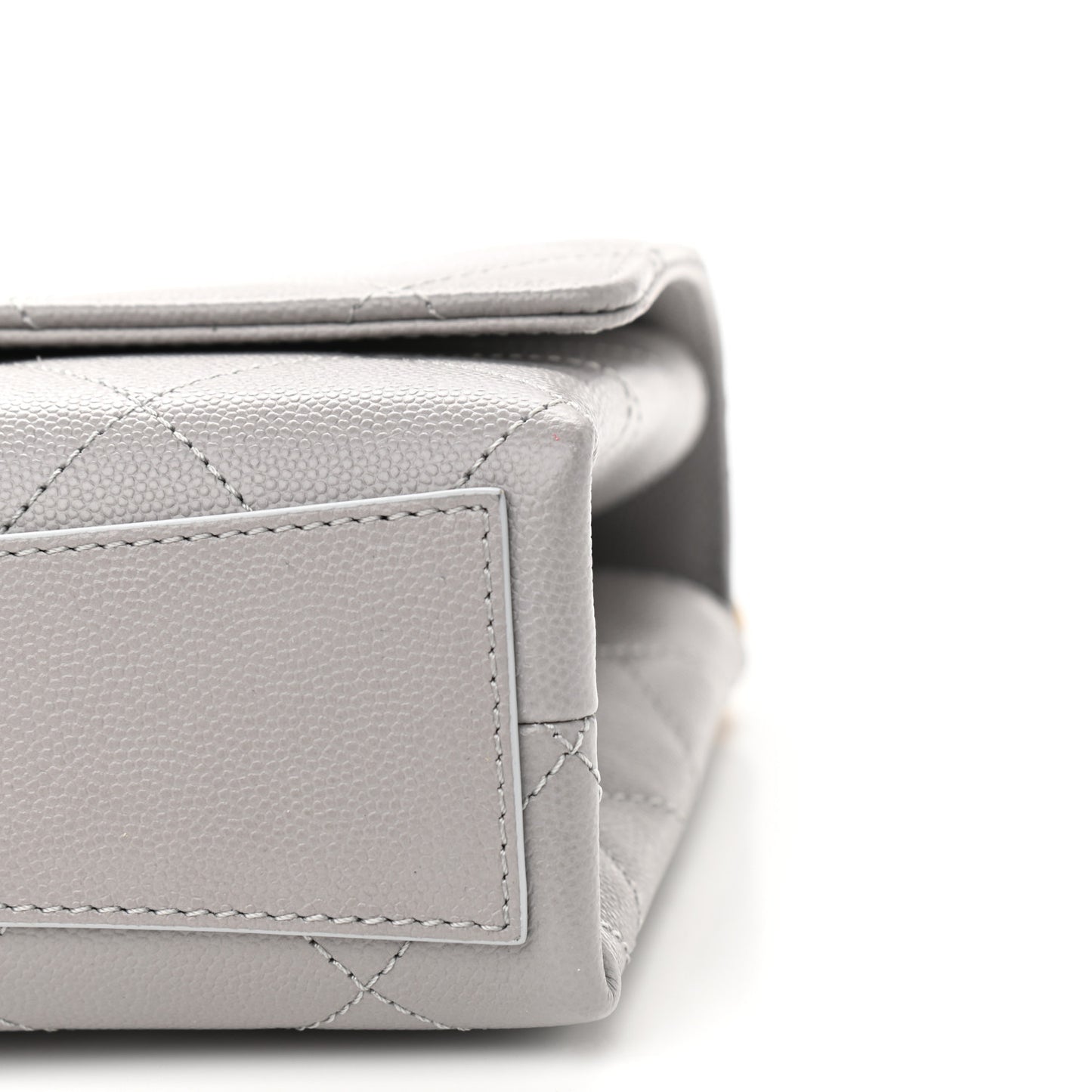 Caviar Quilted Bracelet On Chain Flap Grey