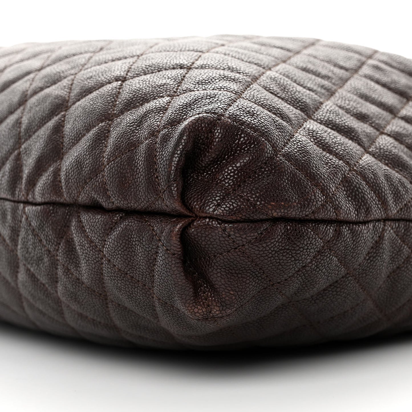 Distressed Glazed Caviar Quilted Large Elastic Tote Dark Brown