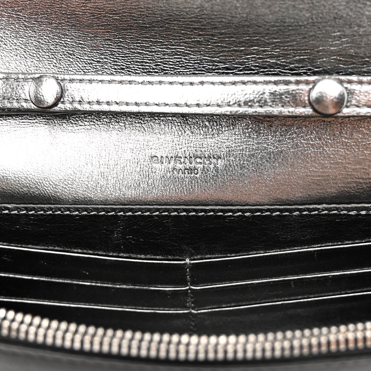 Lambskin Emblem Chain Wallet Black