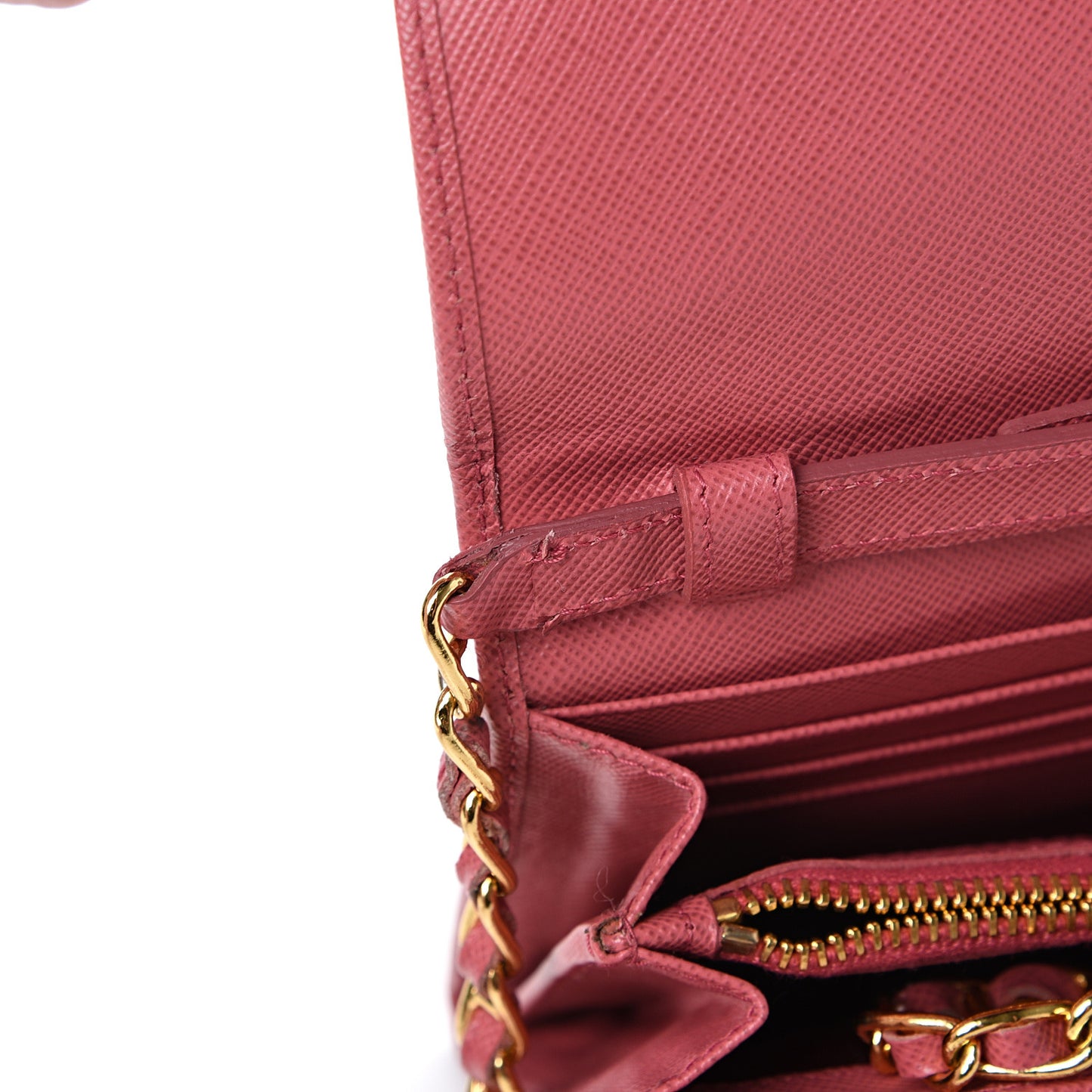 Saffiano Metal Oro Chain Wallet Peonia