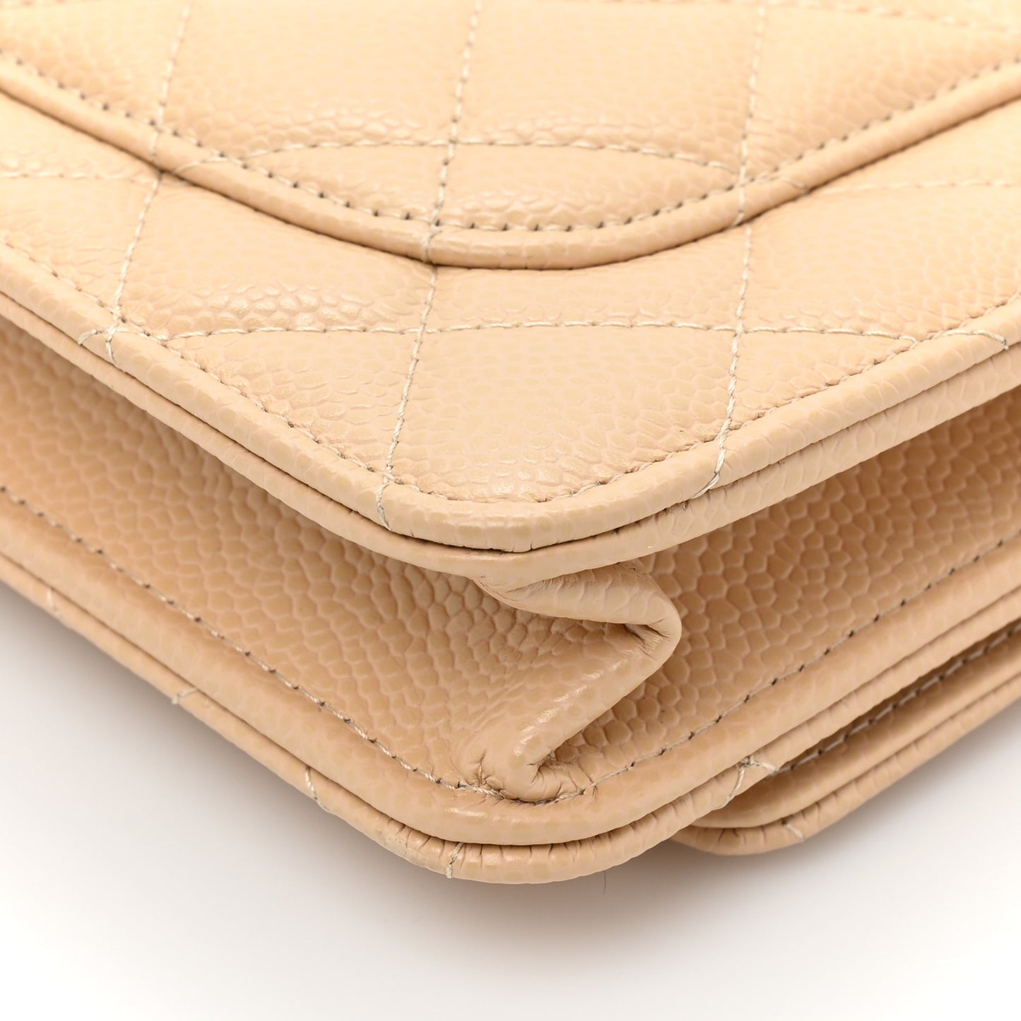 Caviar Quilted Wallet On Chain WOC Beige