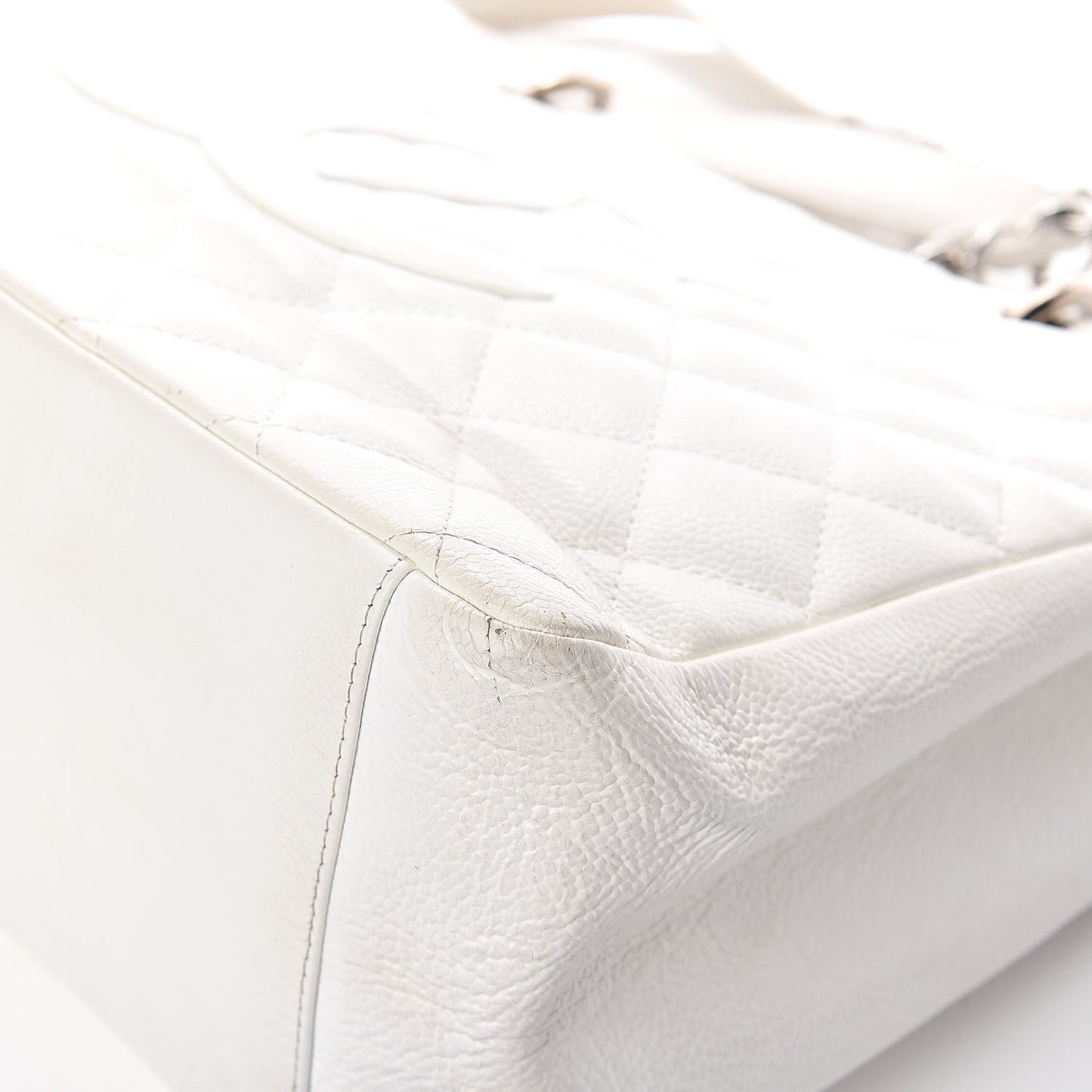Caviar Quilted Grand Shopping Tote GST White