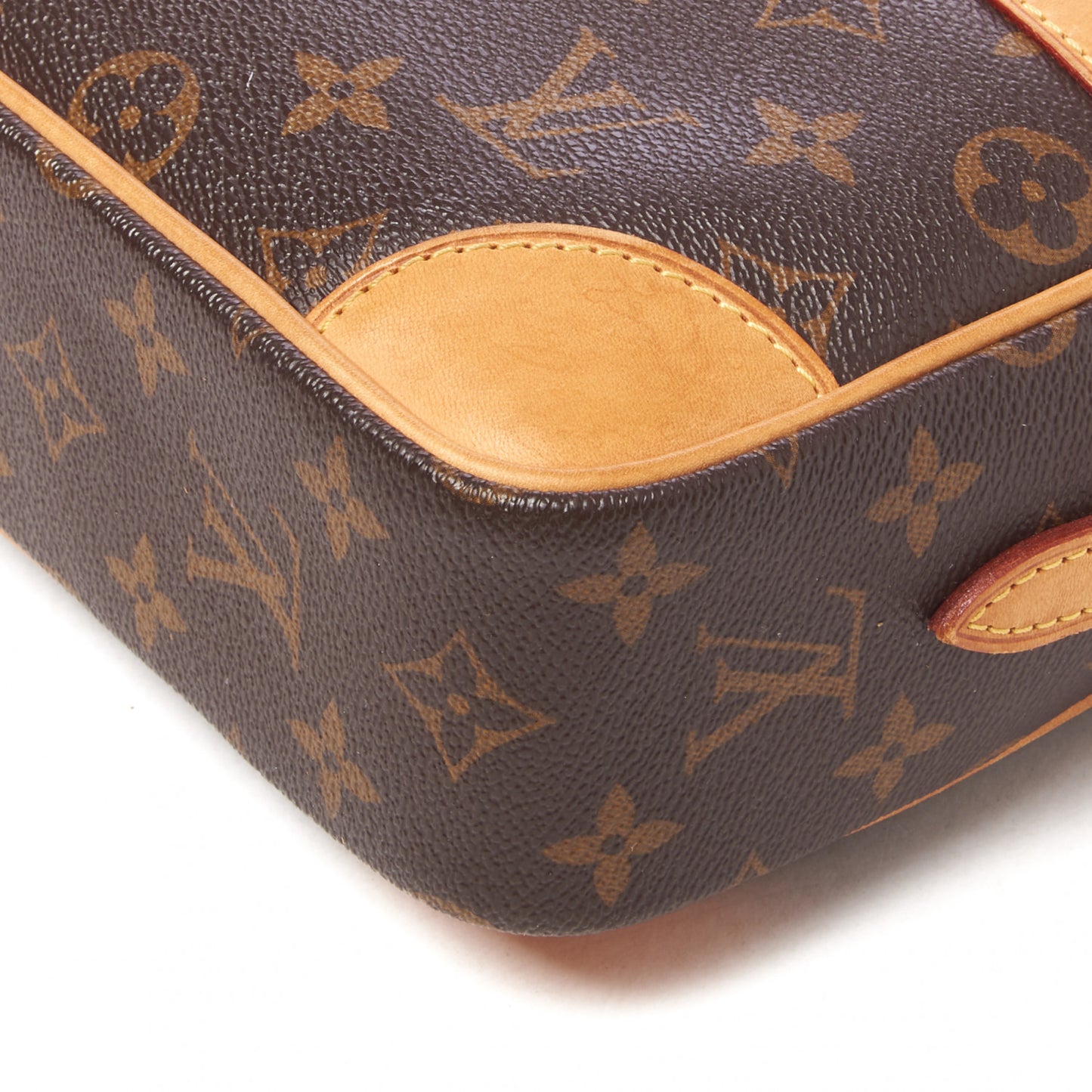 Monogram Trocadero 27