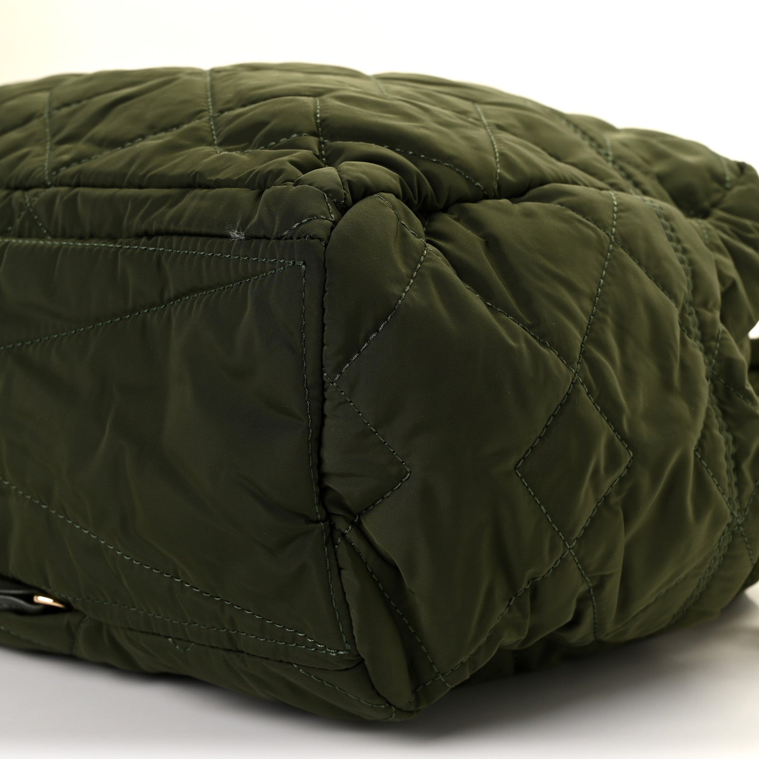 Marc Jacobs Nylon Quilted Medium Weekender Bag Dark green 7 of 7