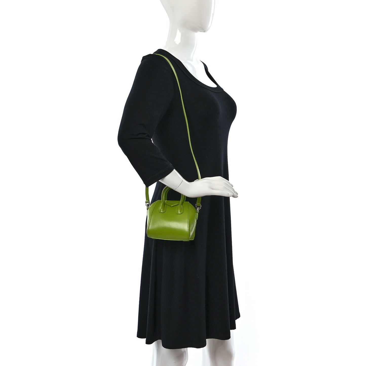 Shiny Lord Calfskin Micro Antigona Citrus Green