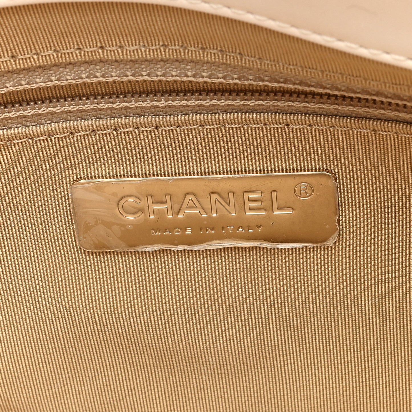 Glazed Calfskin Quilted State Of The Art Hobo White