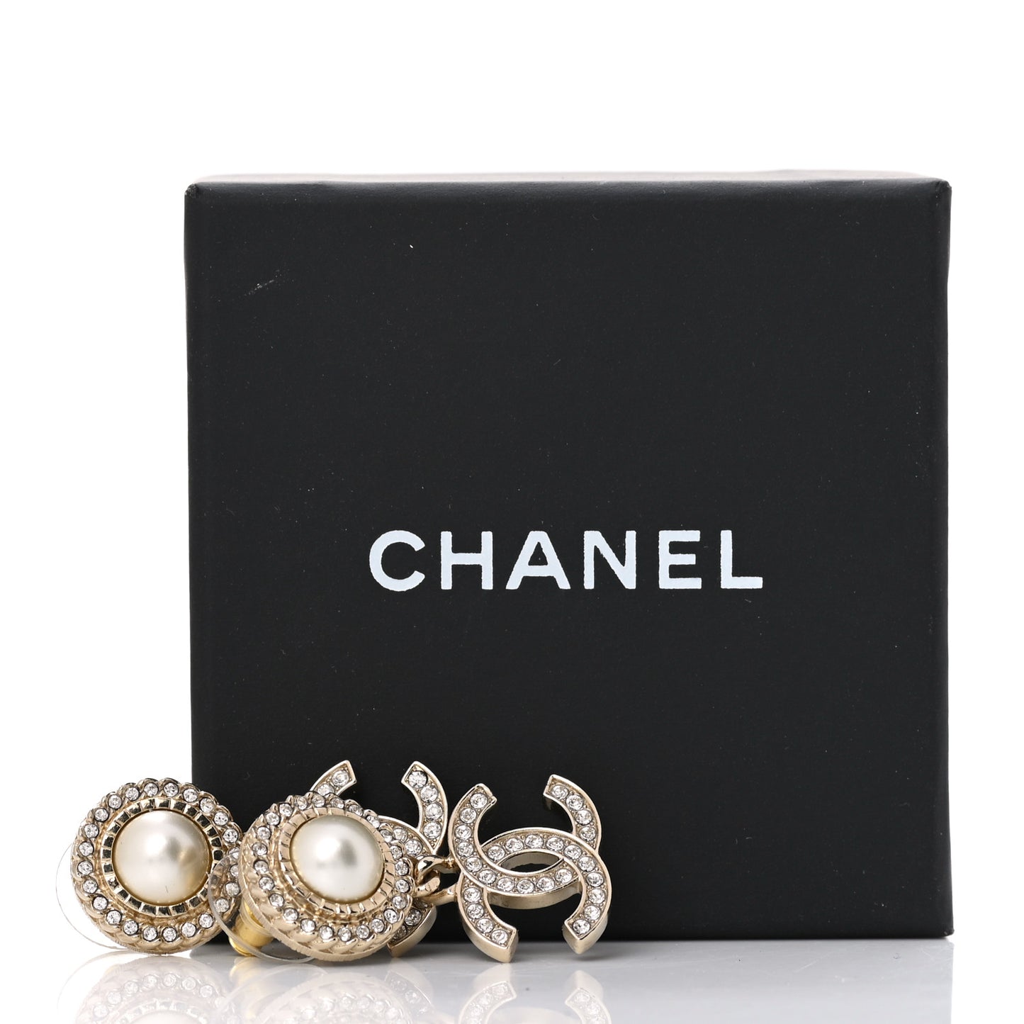 Crystal Pearl Bow-tiful CC Drop Earrings Gold