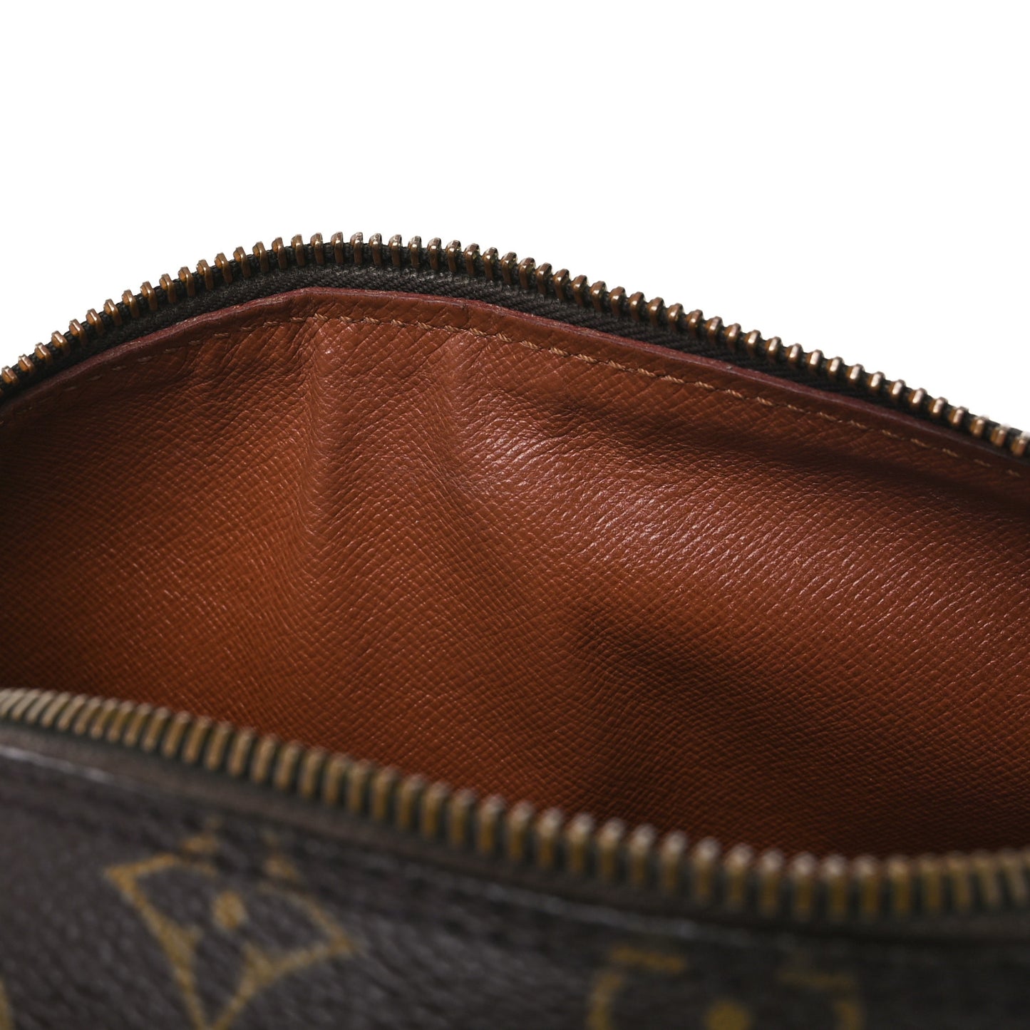 Monogram Papillon 26