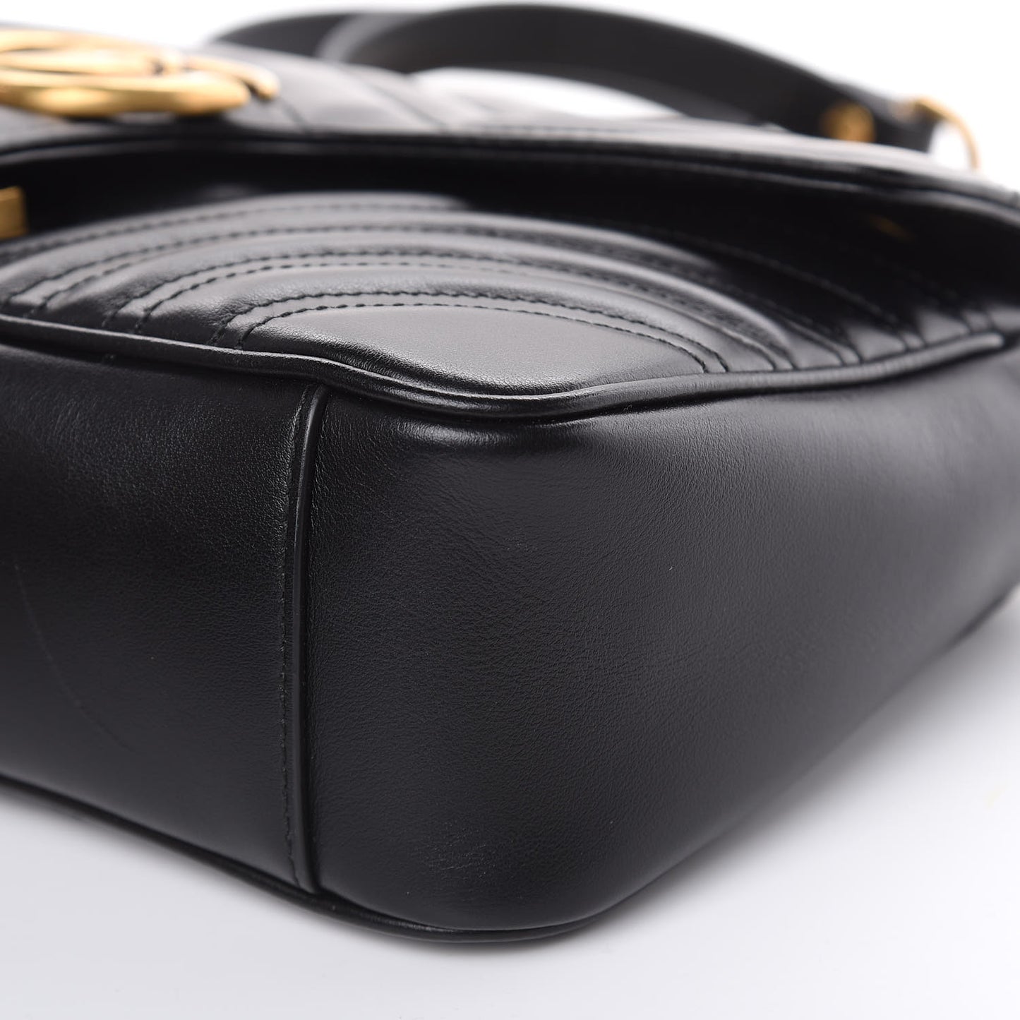 Calfskin Matelasse Small GG Marmont Shoulder Bag Black