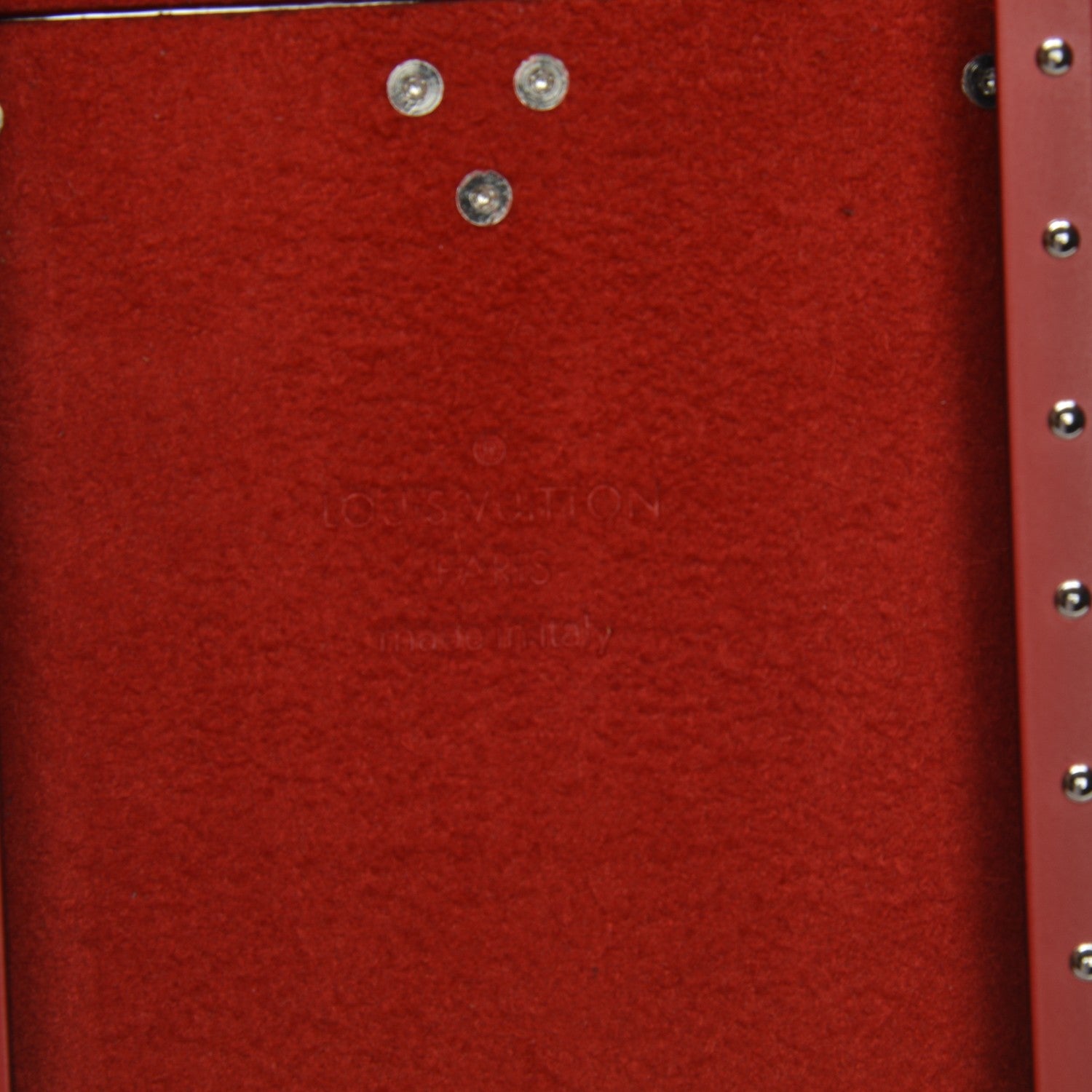 Louis Vuitton X SUPREME Monogram Eye-Trunk iPhone 7 Case Red 5 of 7