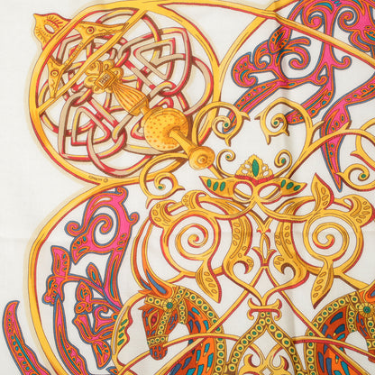 Hermes Silk Cashmere La Charmante Aux Animaux Shawl 140 Blanc 5 of 7