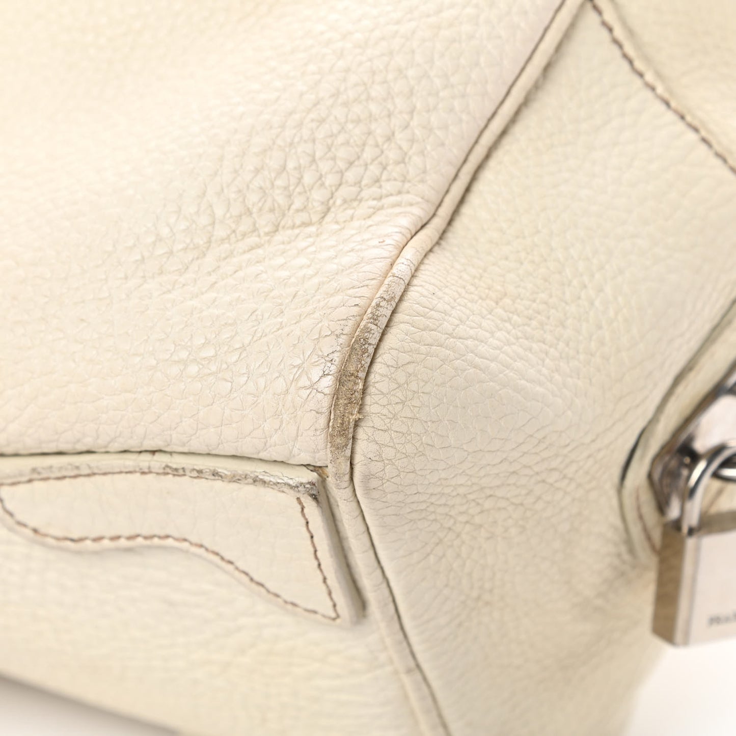 Vitello Daino Embossed Logo Bowler Talco