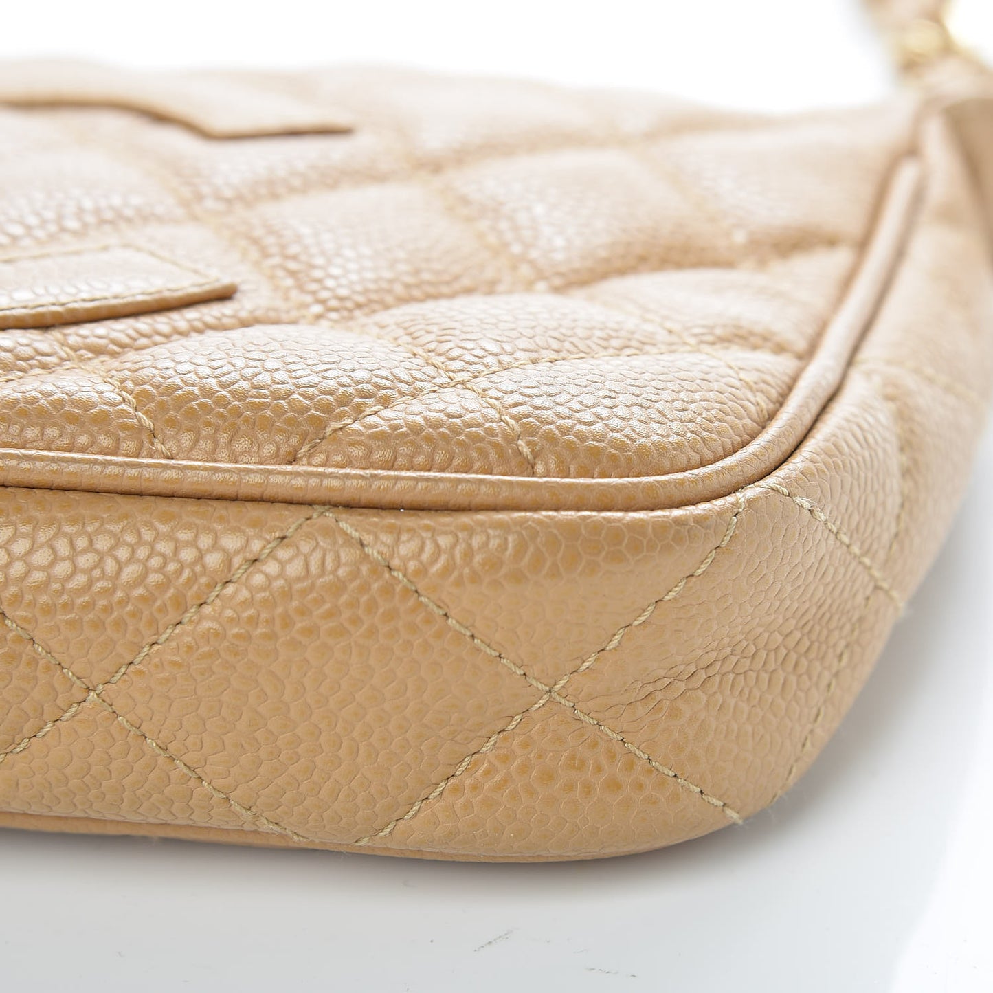 Caviar Quilted CC Shoulder Bag Beige