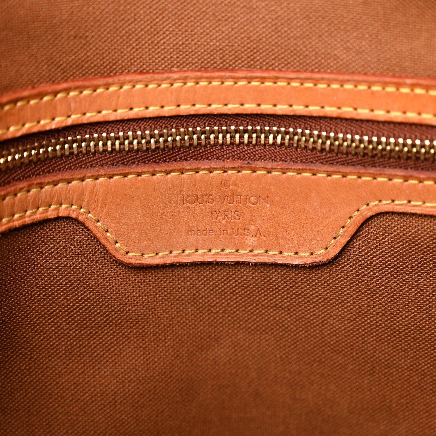 Louis Vuitton Monogram Cabas Mezzo 6 of 25