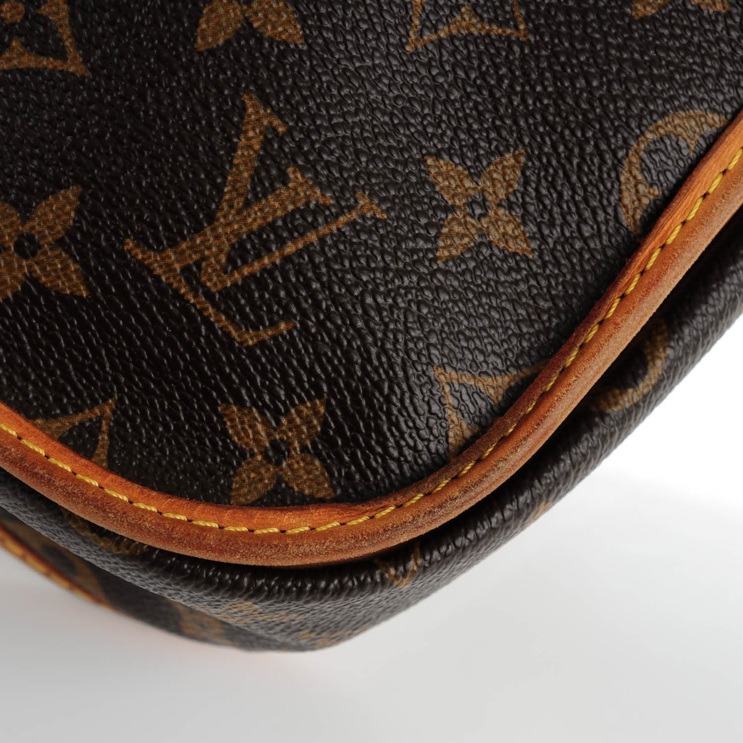 Louis Vuitton Monogram Bosphore PM Messenger 6 of 9