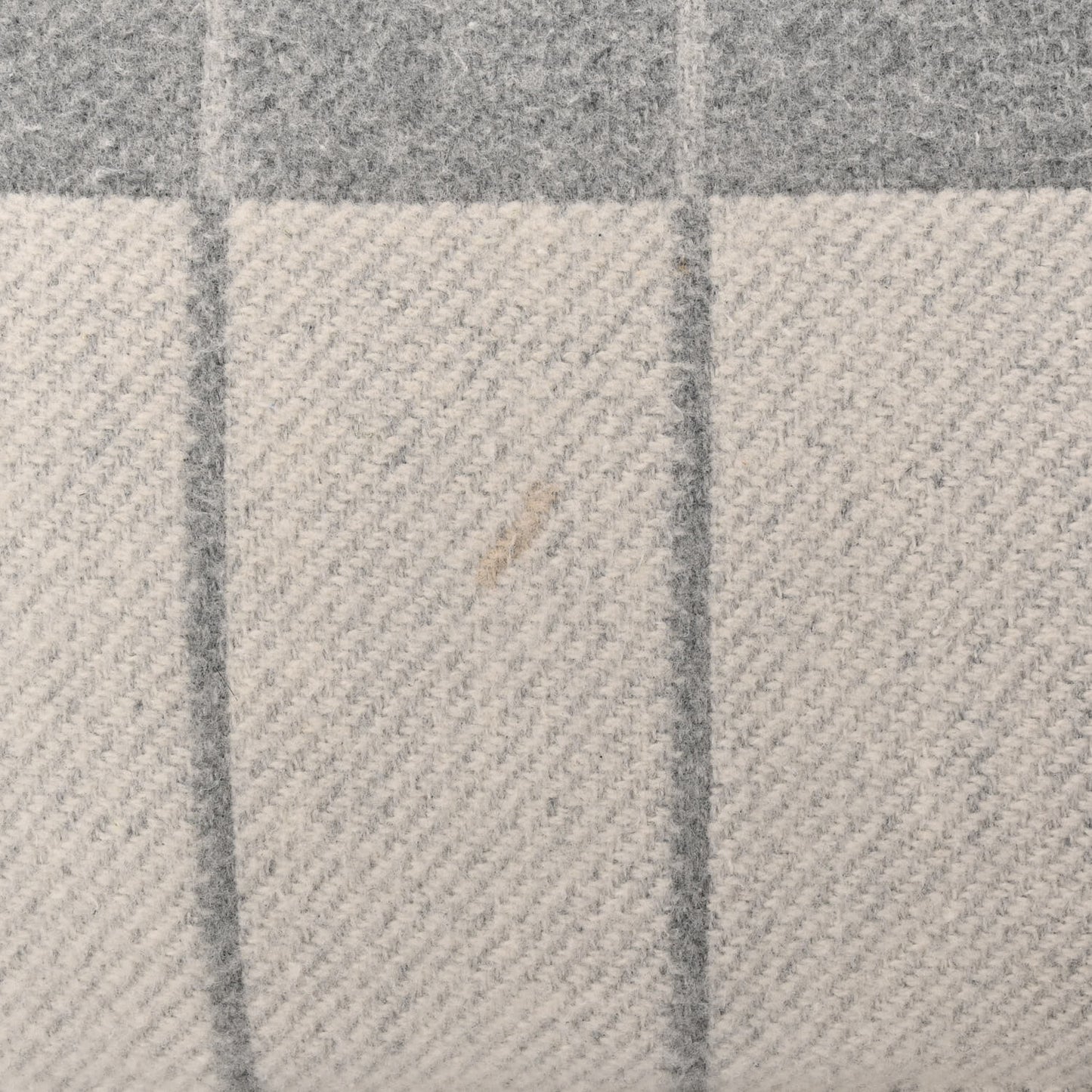 Wool Cashmere Avalon III Pillow PM Ecru Gris Clair
