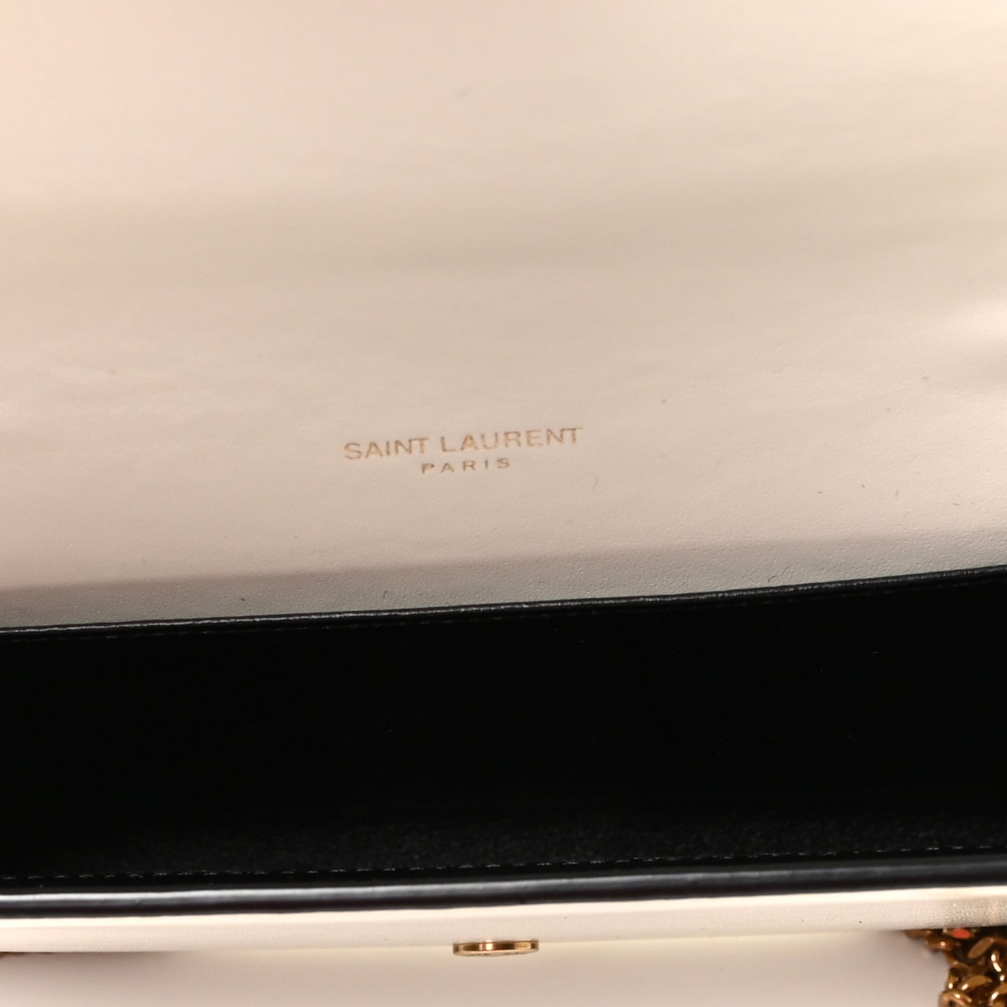 Smooth Shiny Calfskin Uptown Chain Wallet Black Crema Soft