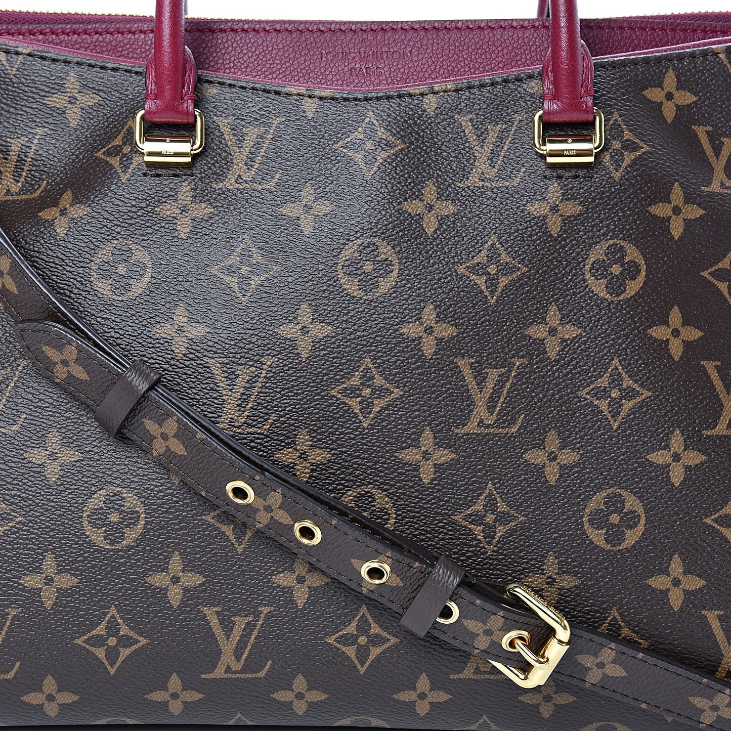 Monogram Pallas Raisin