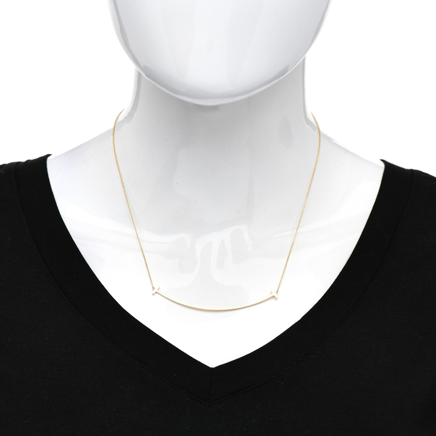 18K Yellow Gold Large T Smile Pendant Necklace