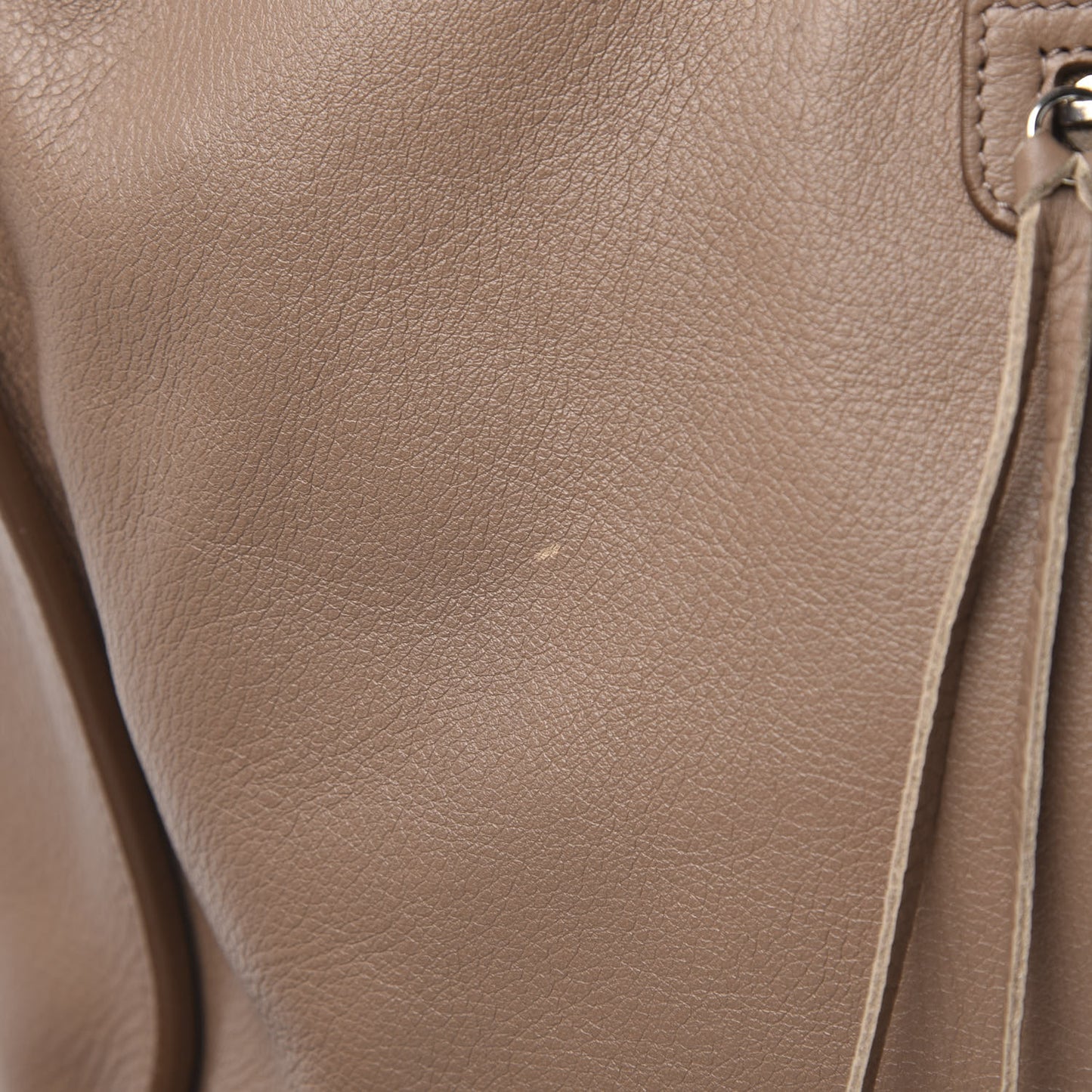 Veau Papier A4 Zip Around Tote Sable