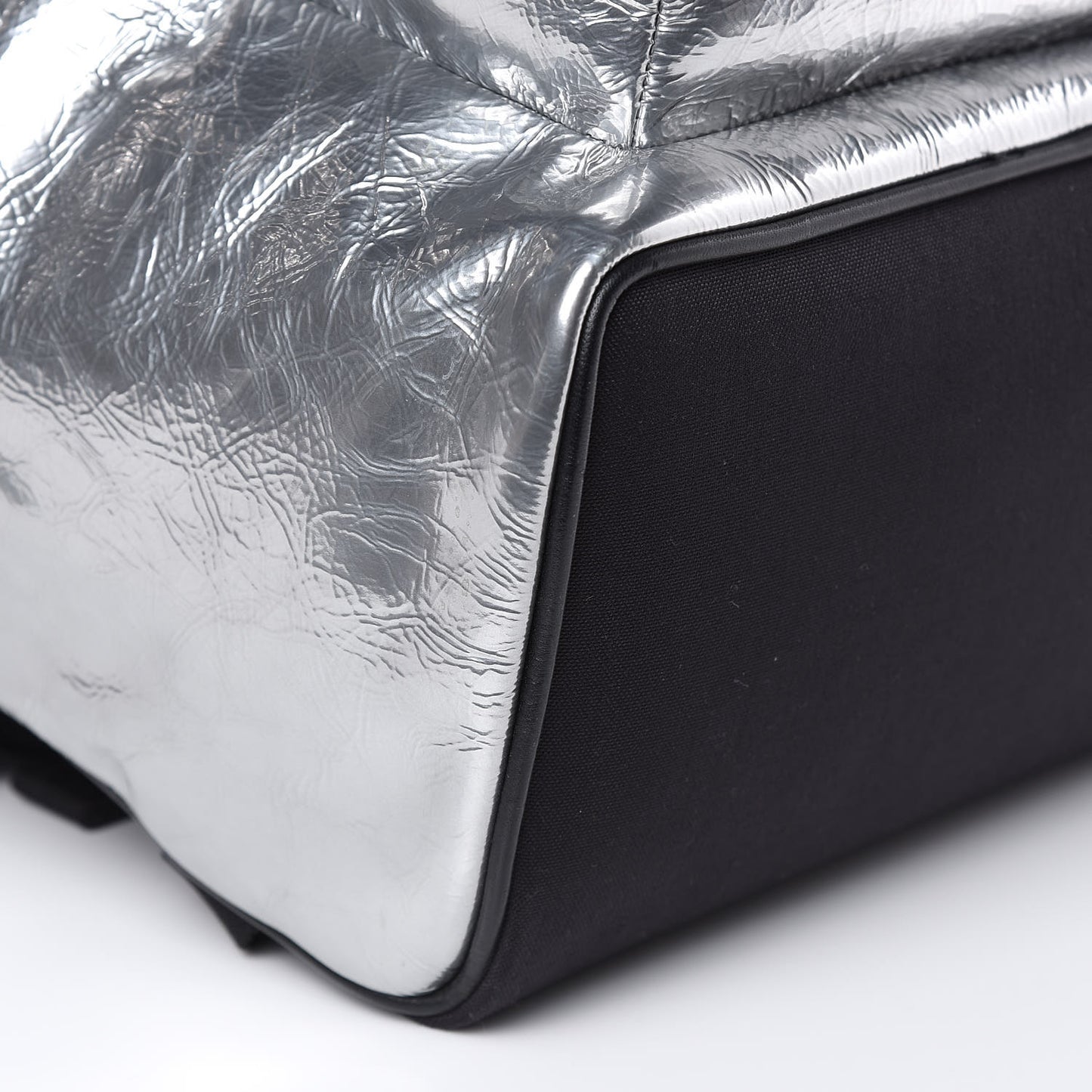 Textured Patent City Backpack Argent