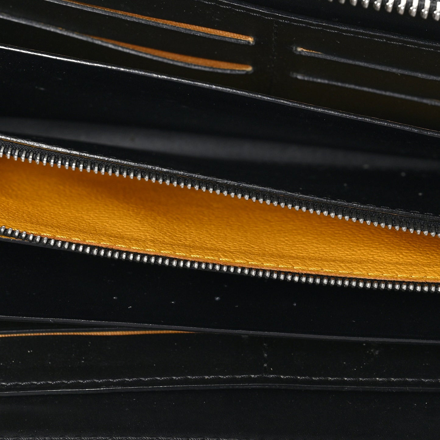 Goyardine Matignon Zip Around GM Wallet Black
