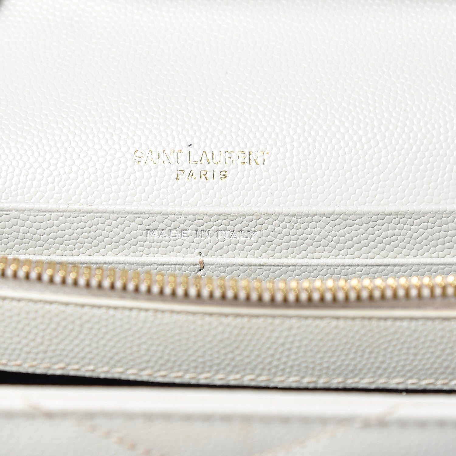 Saint Laurent Grain De Poudre Matelasse Chevron Monogram Chain Wallet Porcellana 8 of 8
