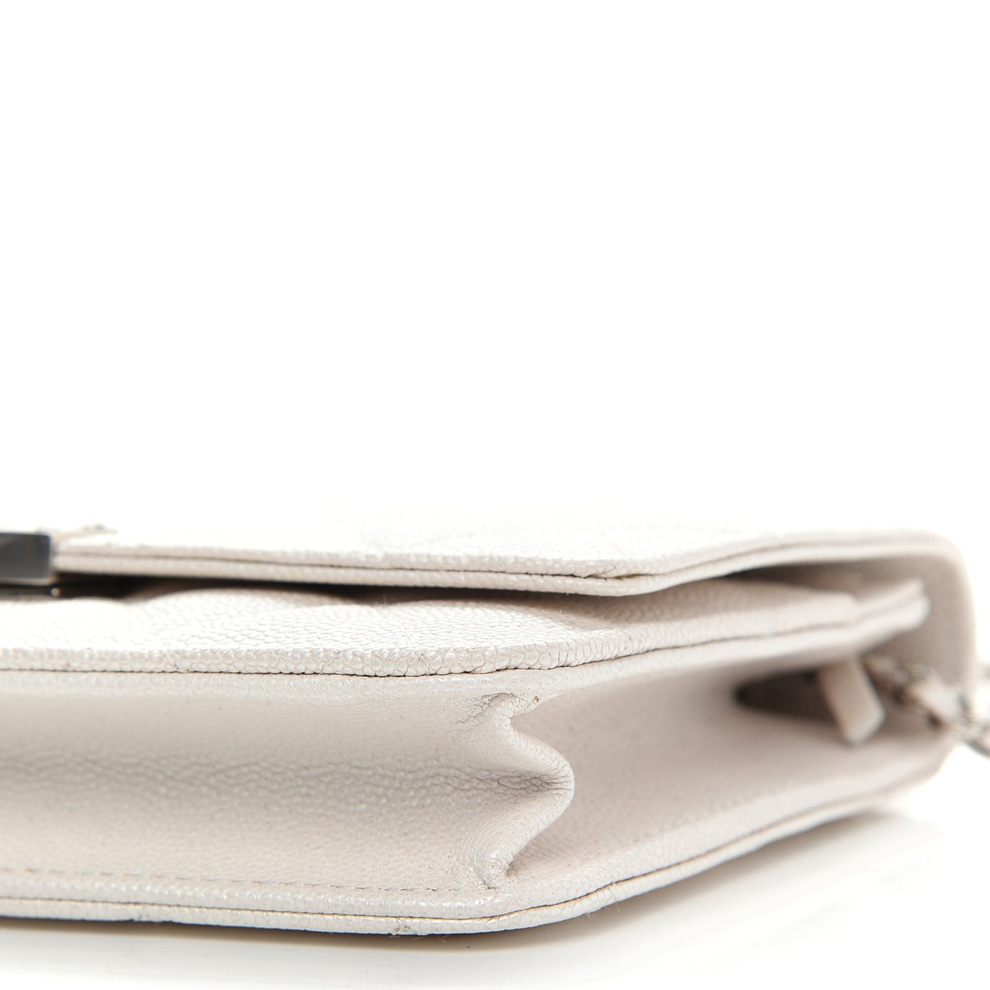 Iridescent Caviar Quilted Golden Class Wallet On Chain WOC White