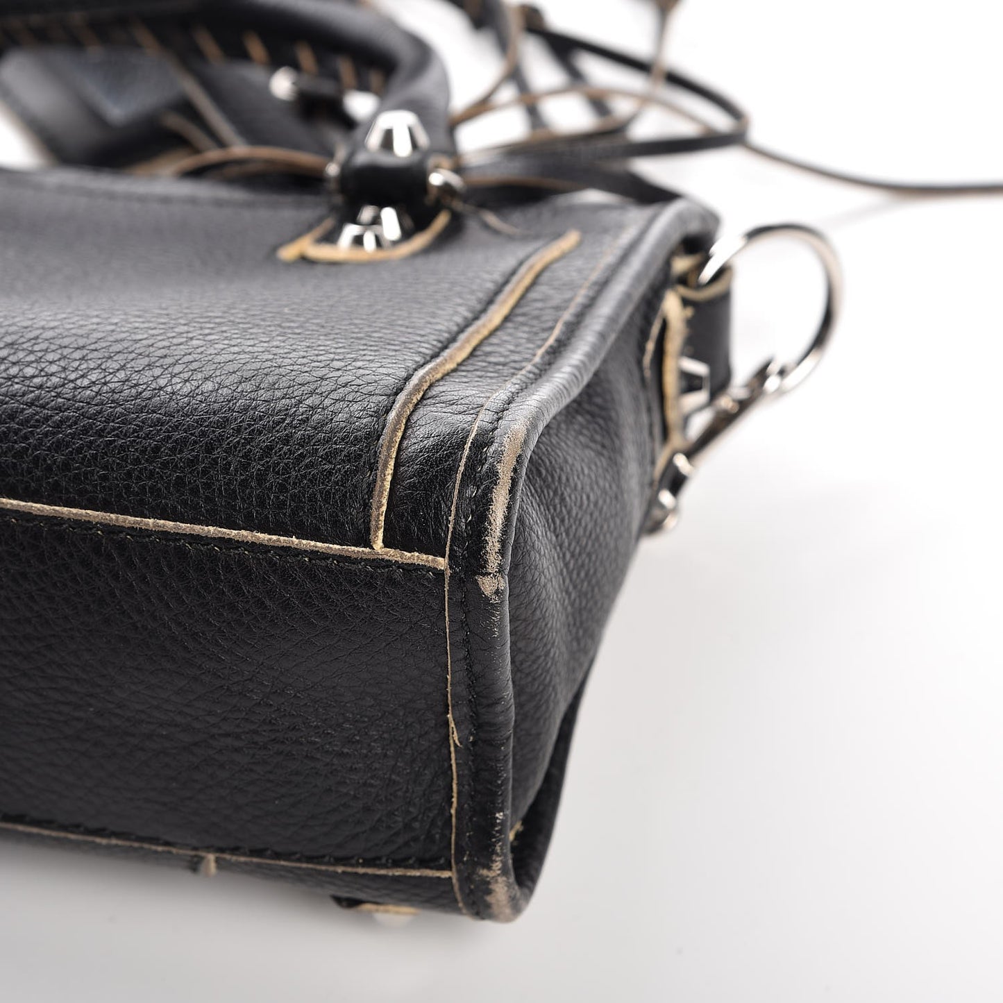 Supple Grained Calfskin Classic Silver Hardware Highlight Mini City Black