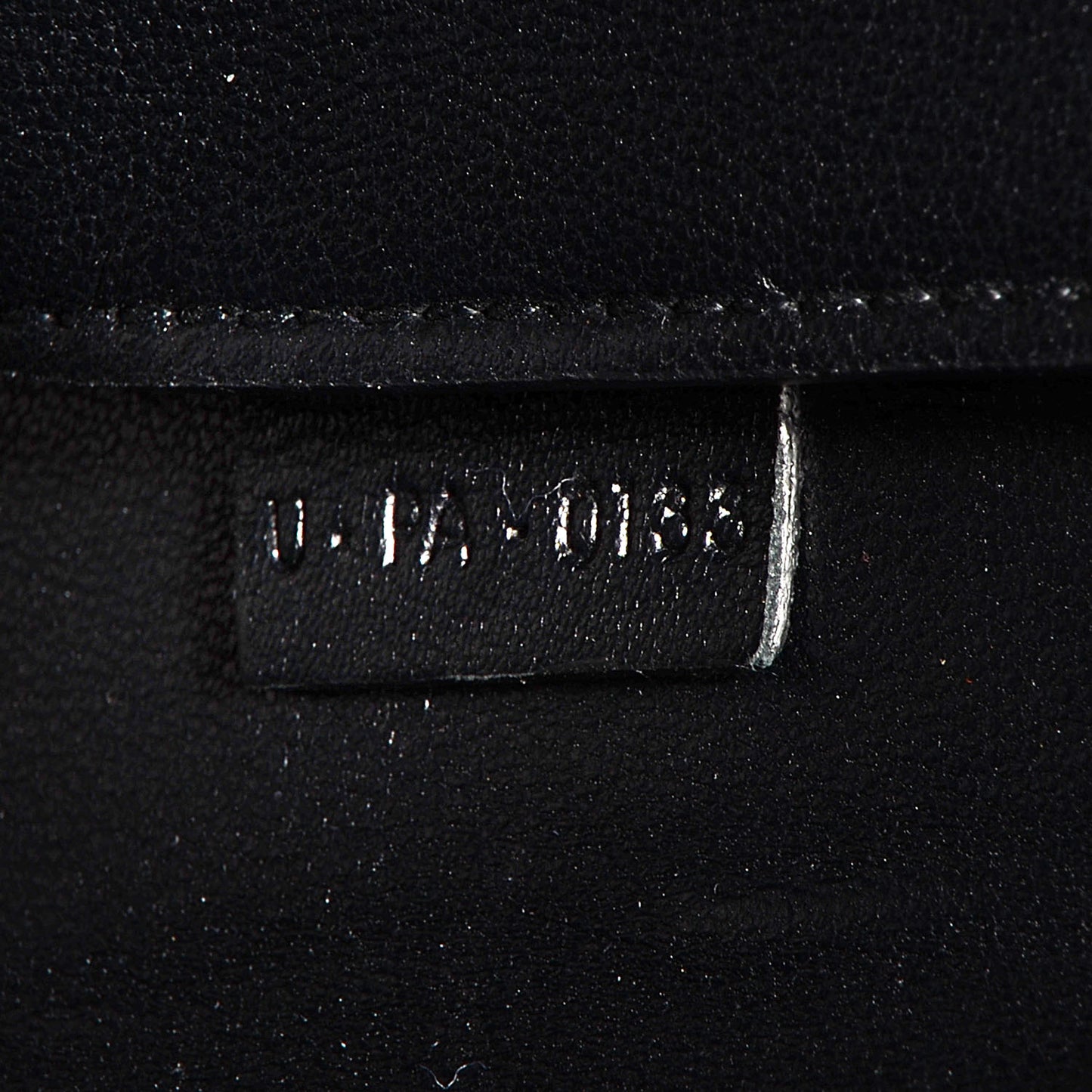 Python Medium Edge Shoulder Bag Natural Black