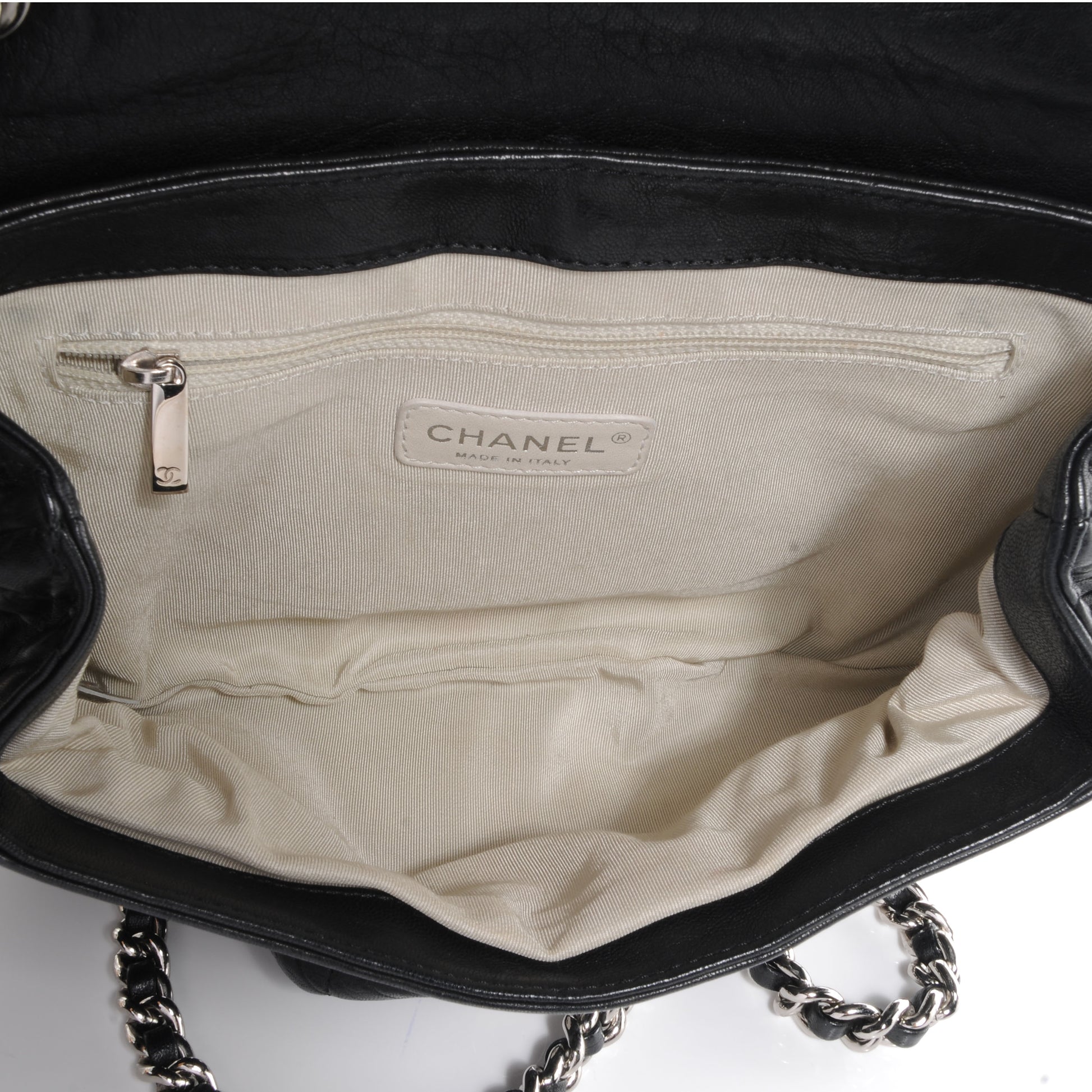 Chanel Lambskin Chain Around Medium Messenger Bag Black 5 of 9