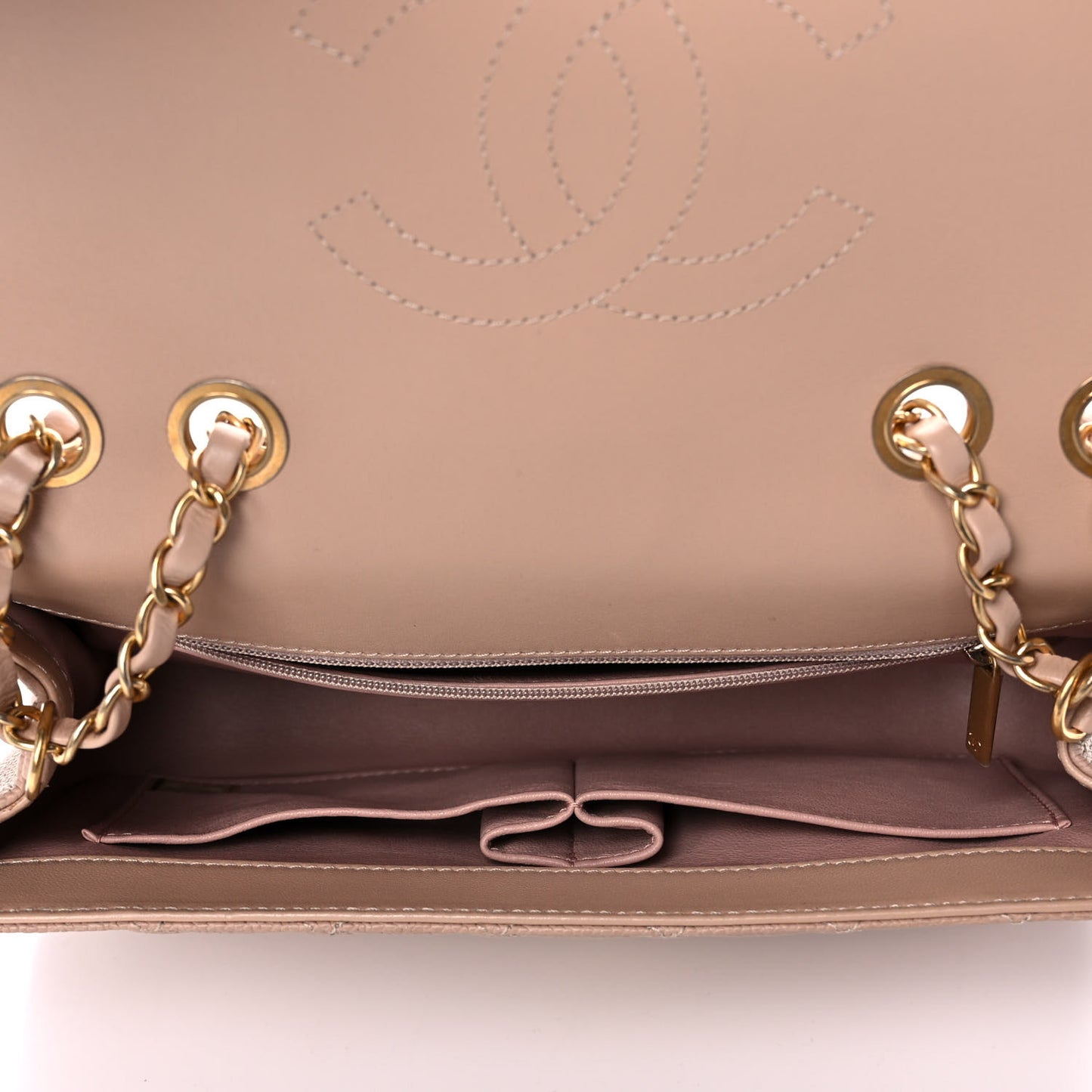 Caviar Quilted Medium CC Filigree Flap Beige