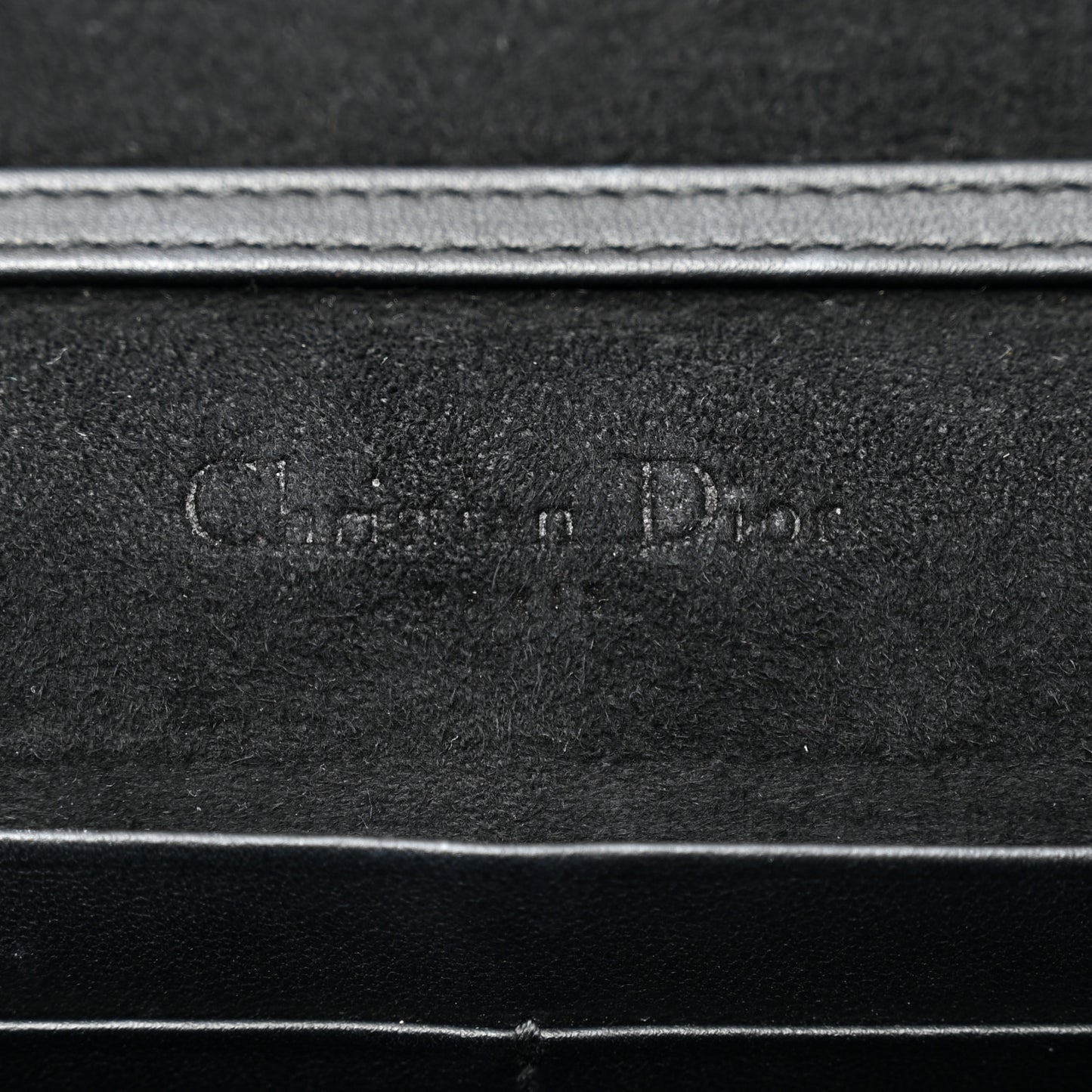 Ultra Matte Calfskin Saddle Chain Pouch Black