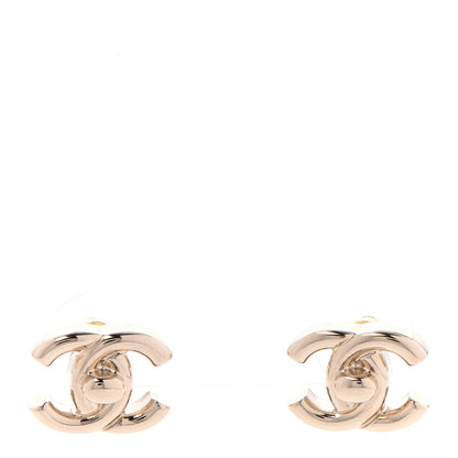 Chanel Metal CC Turnlock Earrings Gold 1 of 4