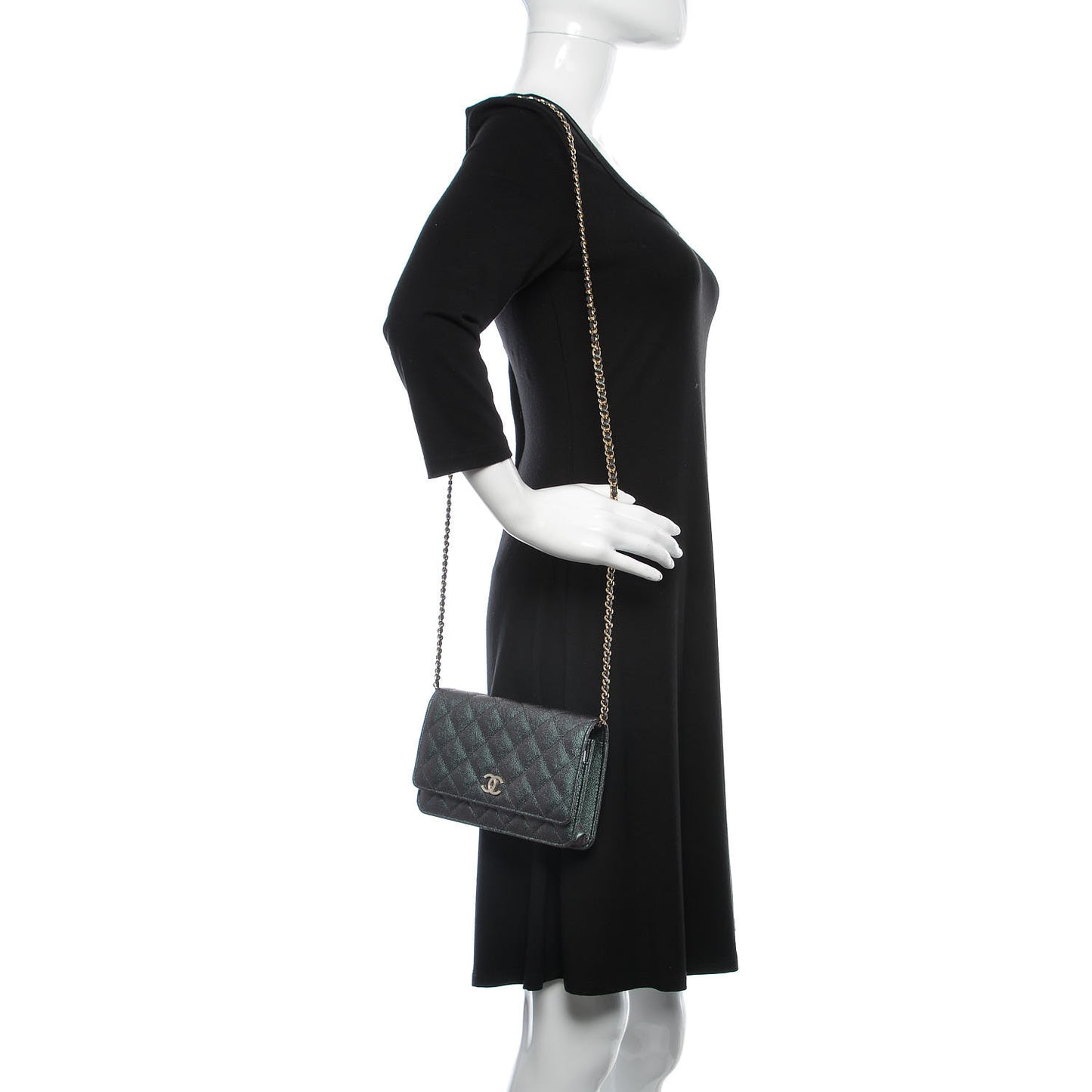 Iridescent Caviar Quilted Wallet On Chain WOC Black