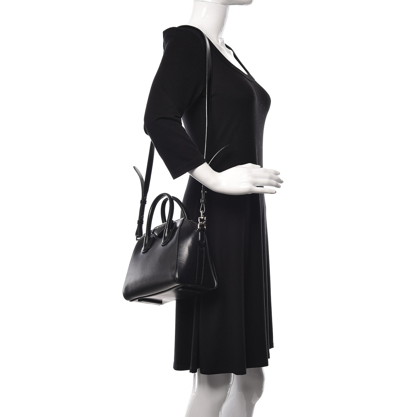Shiny Lord Calfskin Mini Antigona Black