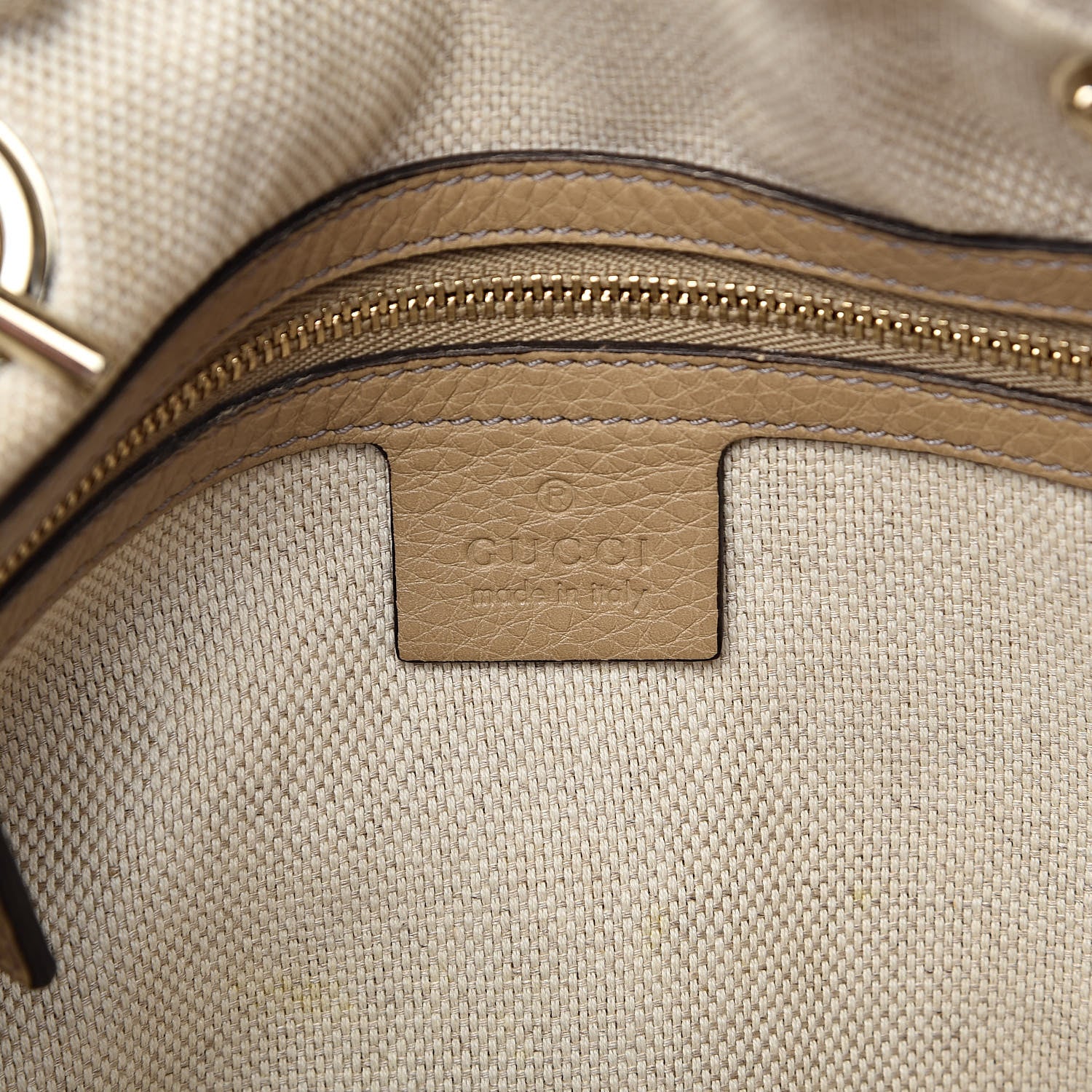 Gucci Pebbled Calfskin Small Soho Bowler Camelia 6 of 13