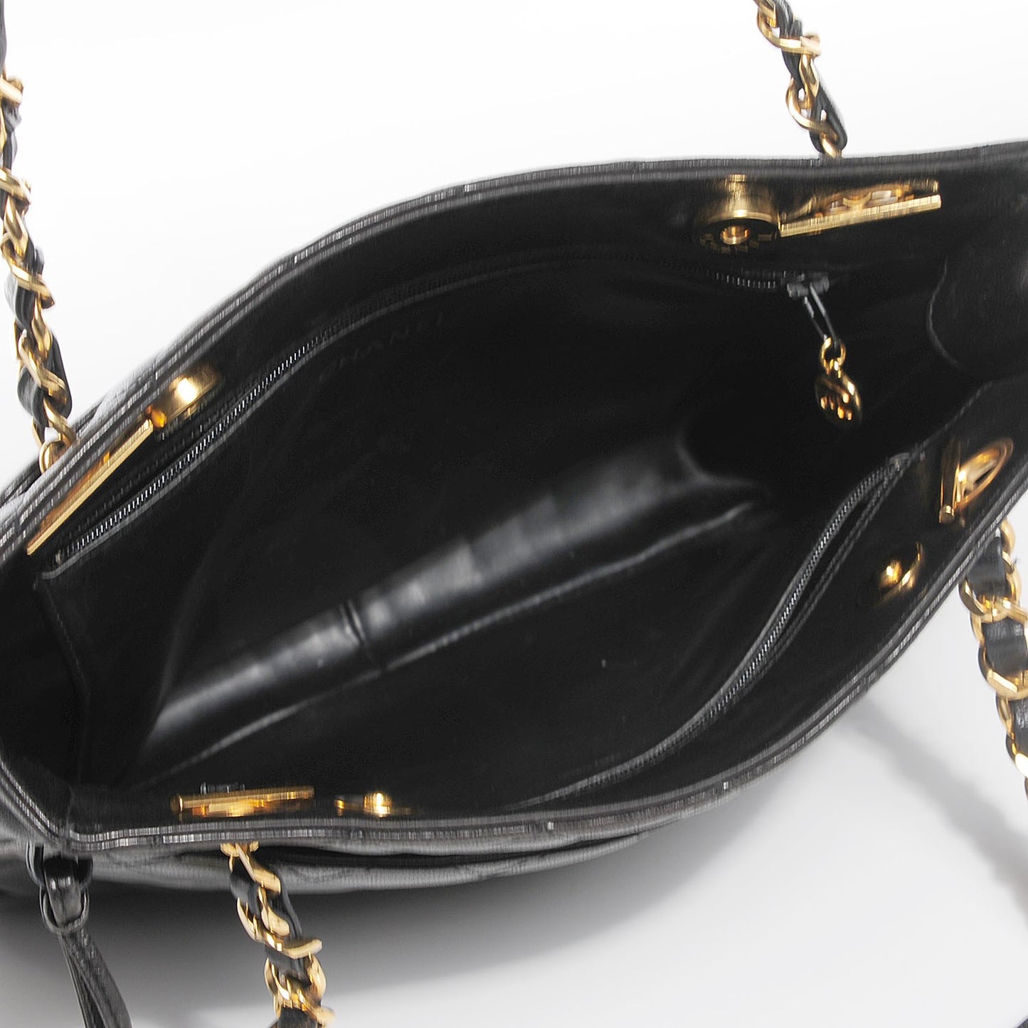 Lambskin Quilted Shoulder Bag Black