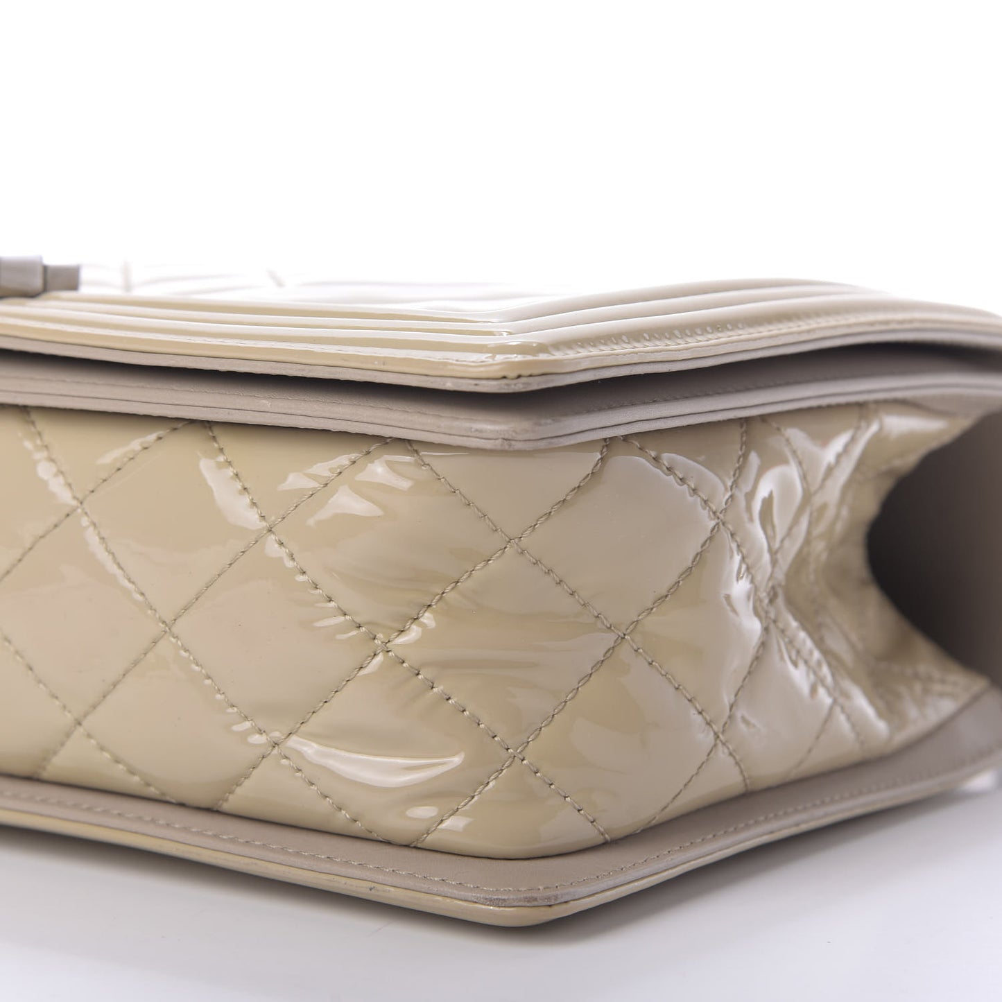 Patent Chevron Quilted New Medium Boy Flap Light Beige