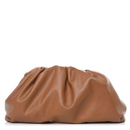 Bottega Veneta Smooth Butter Calf The Pouch Oversized Clutch Cammello 1 of 10