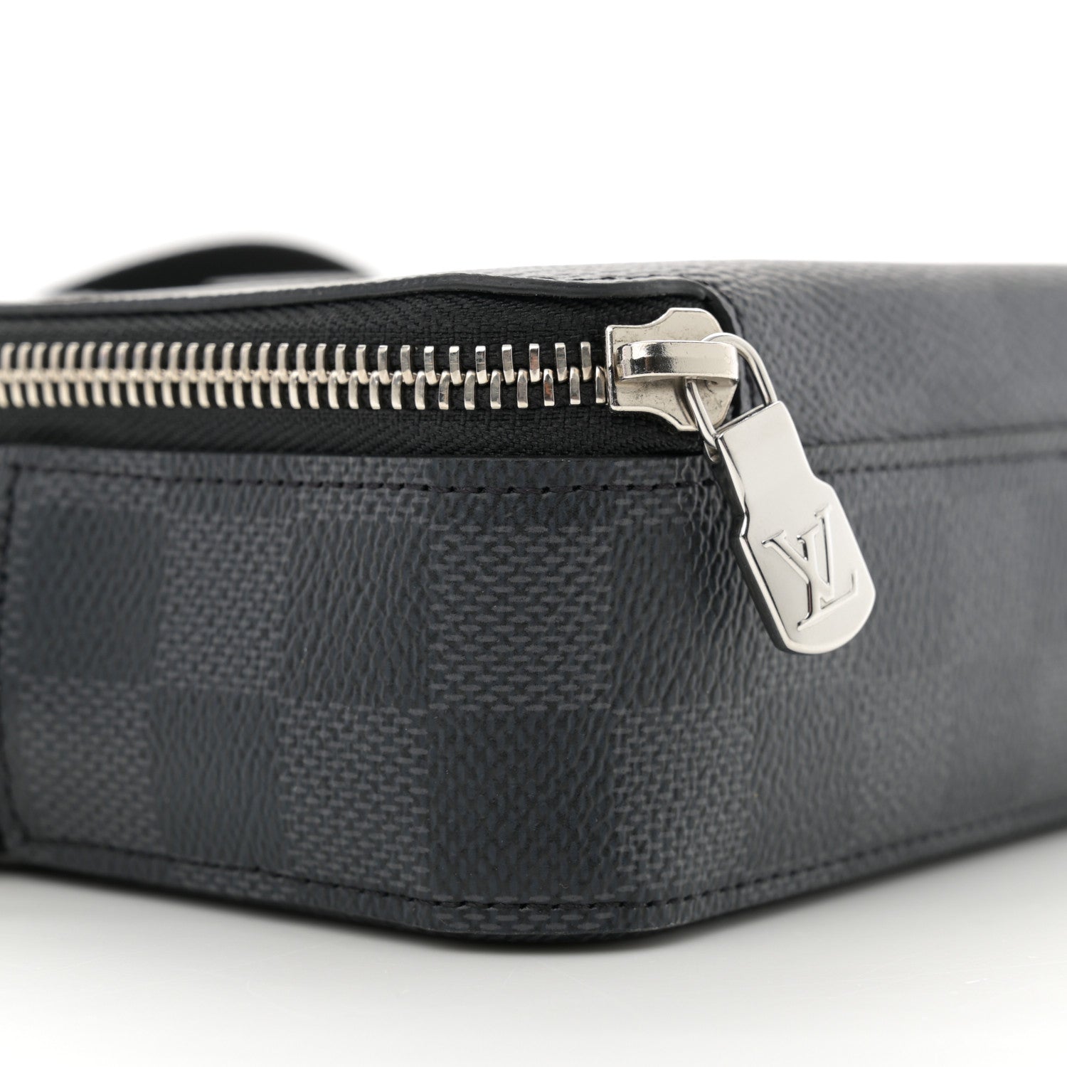 Louis Vuitton Damier Graphite Alpha Wearable Wallet 8 of 9