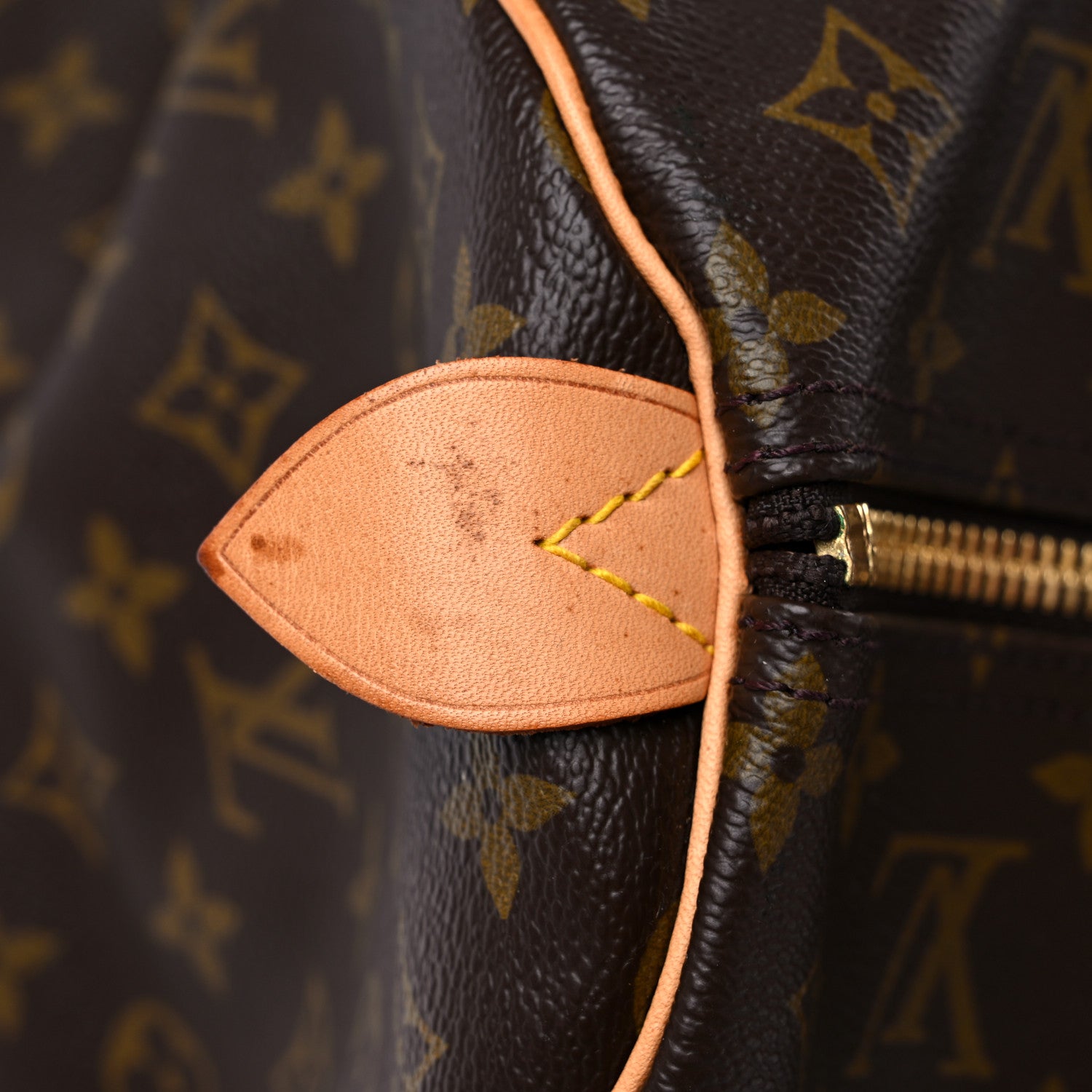 Louis Vuitton Monogram Keepall 60 32 of 32