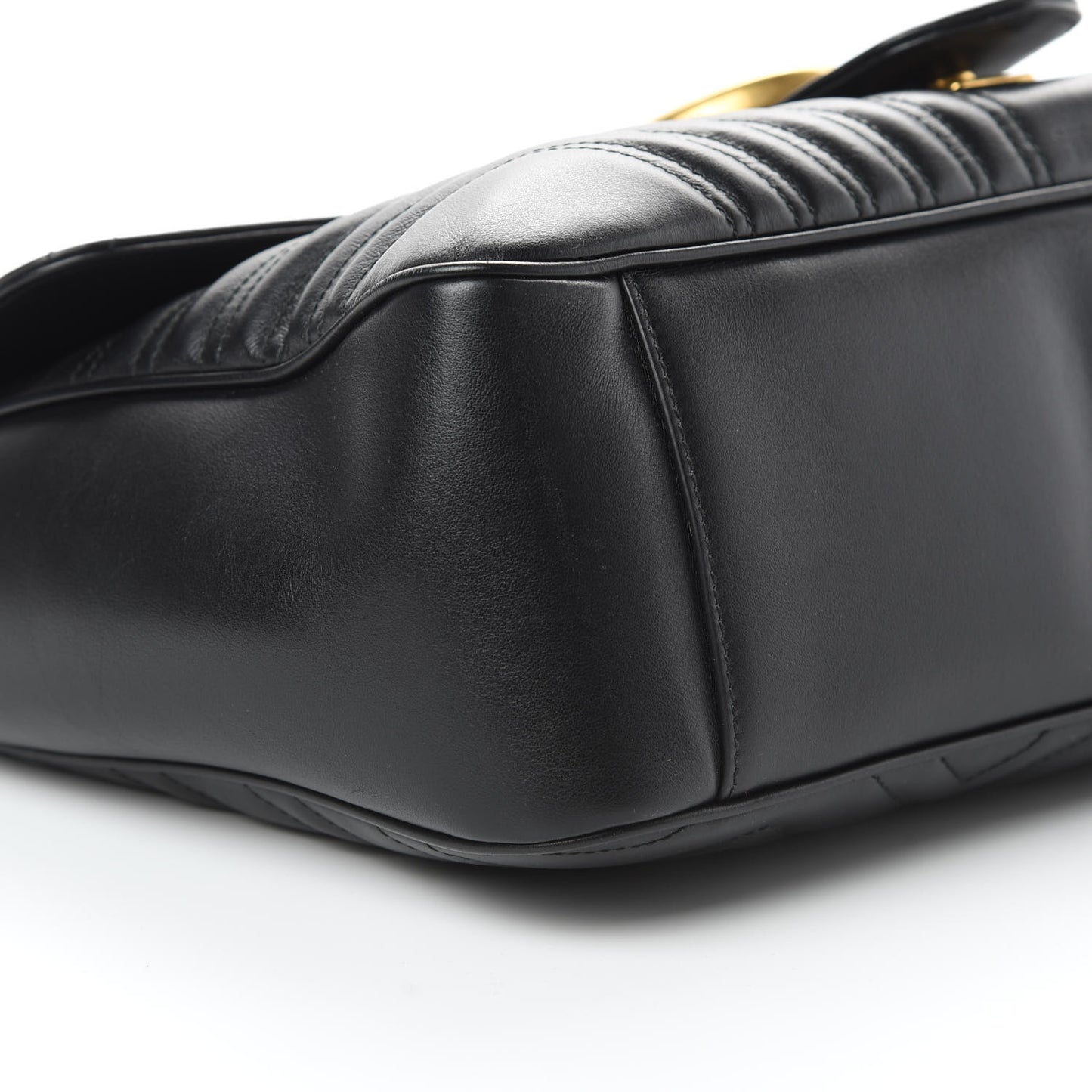 Calfskin Matelasse Large GG Marmont Shoulder Bag Black