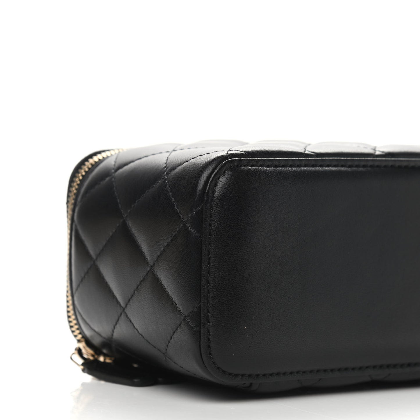 Lambskin Quilted Small Vanity Case With Chain Black