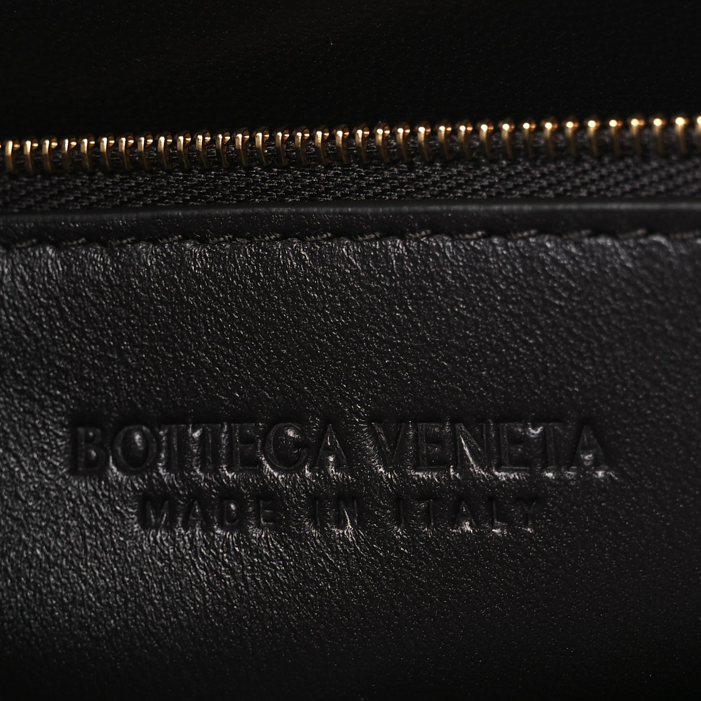 Nappa Intrecciato Small Andiamo Bucket Bag Fondant