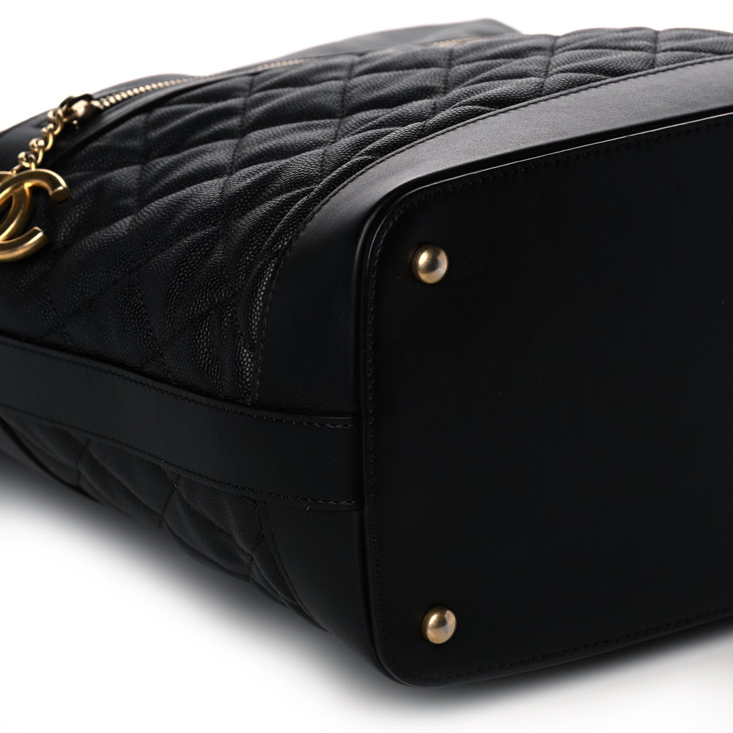 Chanel Caviar Lambskin Quilted Casual Style Hobo Black 8 of 10