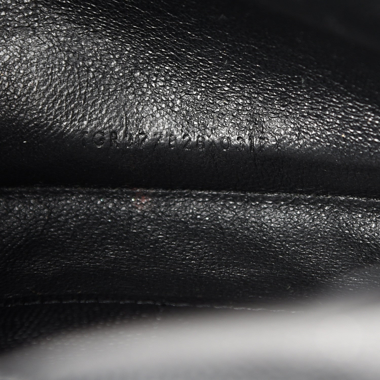 Saint Laurent Grain De Poudre Matelasse Chevron Monogram Chain Wallet Black 7 of 19