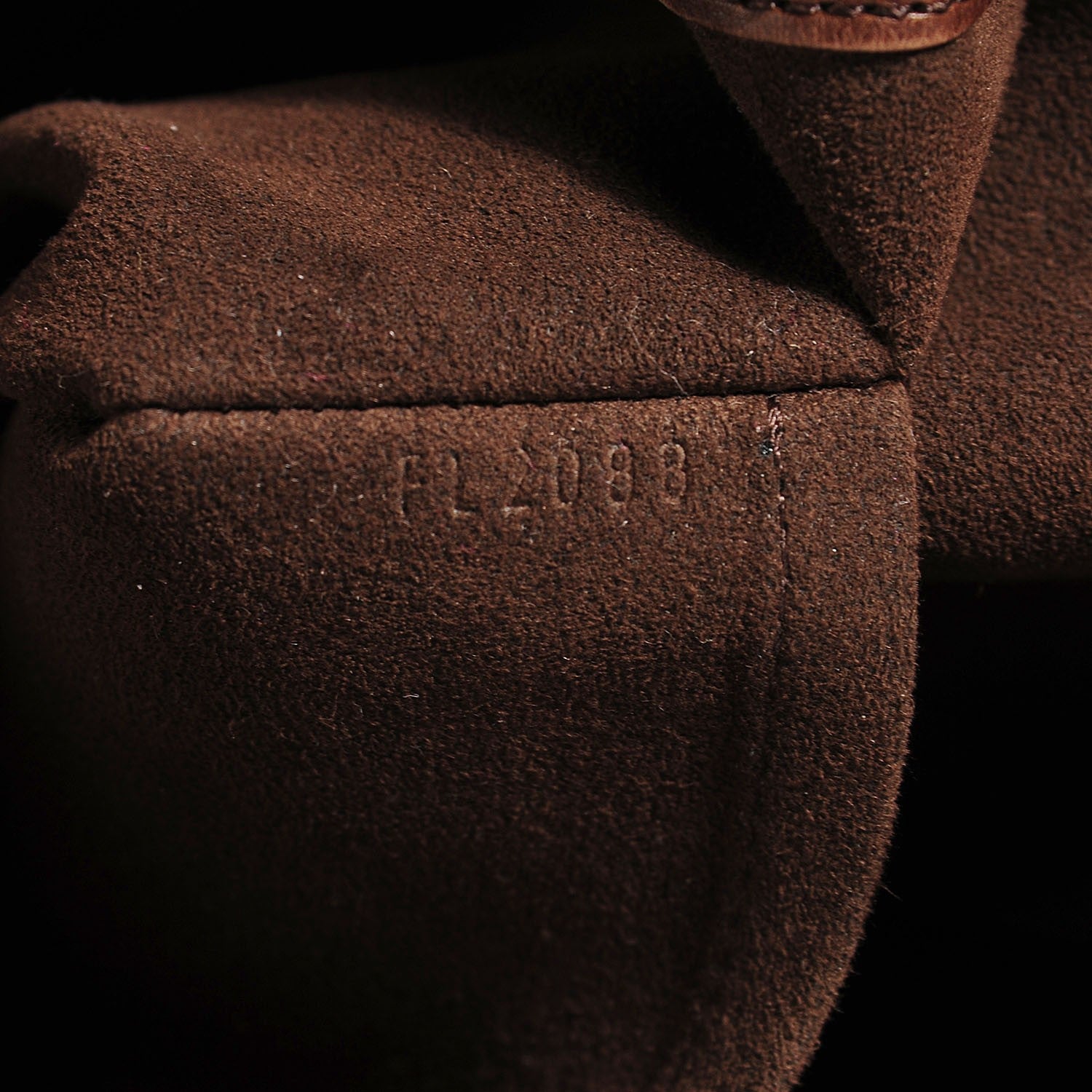 Louis Vuitton Monogram Paris Souple Whisper GM Chocolate 7 of 7