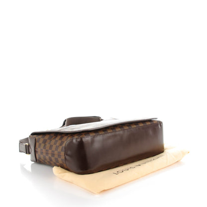 Louis Vuitton Damier Ebene Spencer Messenger 4 of 8
