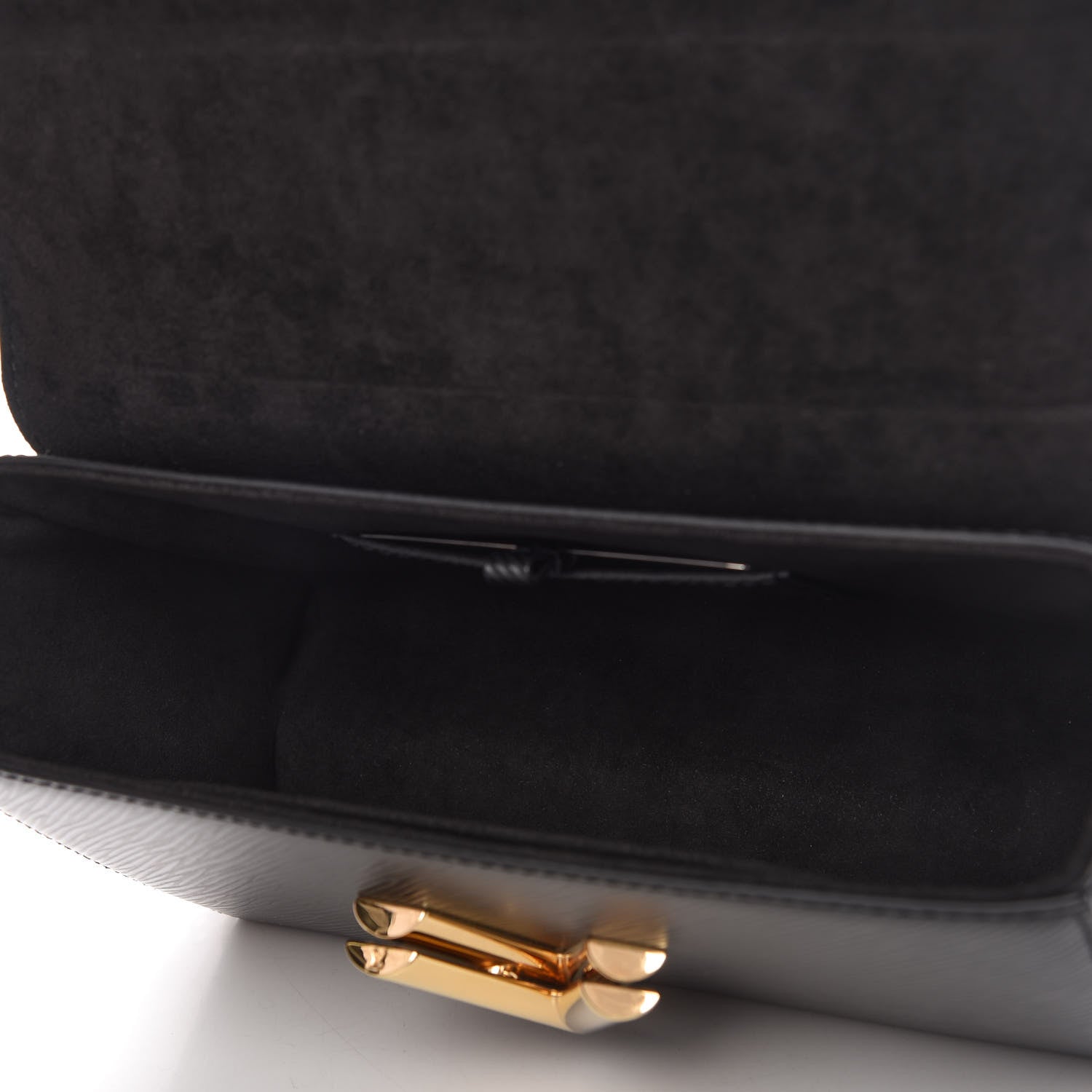 Louis Vuitton Epi Twist Shoulder Bag MM Black 5 of 10